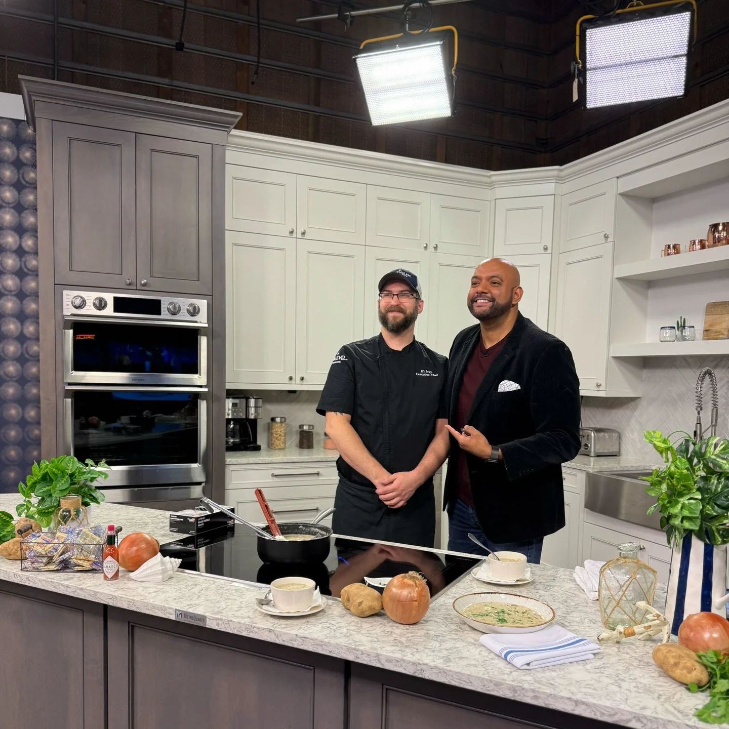 Cold weather 🤝 National Clam Chowder Day. We started the celebration on WBTV&rsquo;s @qclife this morning with our Executive Chef @chefivey whipping up some chowdah for @jorge_andres_on_tv &mdash; and now we&rsquo;re craving a bowl or three. 🥣