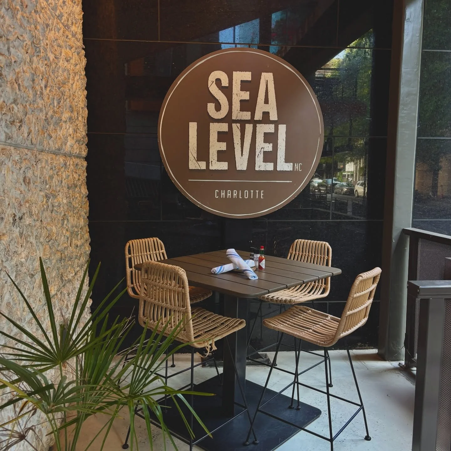 The kind of weather that calls for patio seats, fresh oysters, and a round of cocktails.