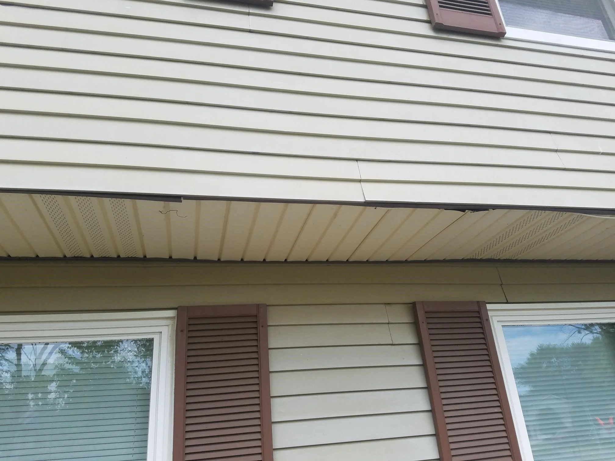 Soffit Damage