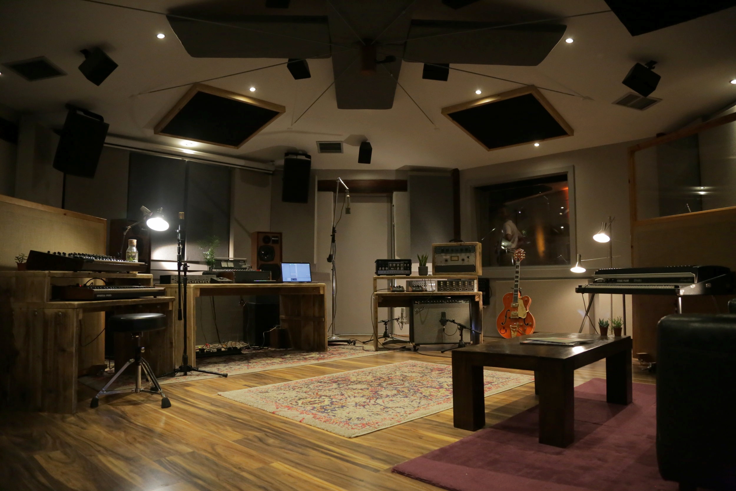 OCTAGON STUDIOS | Brixton's Premier Recording Facility