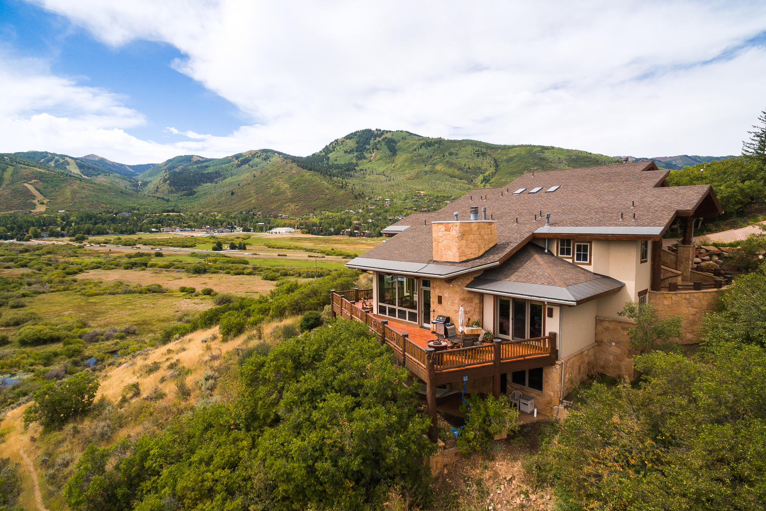 3006mountainridgect.jpg