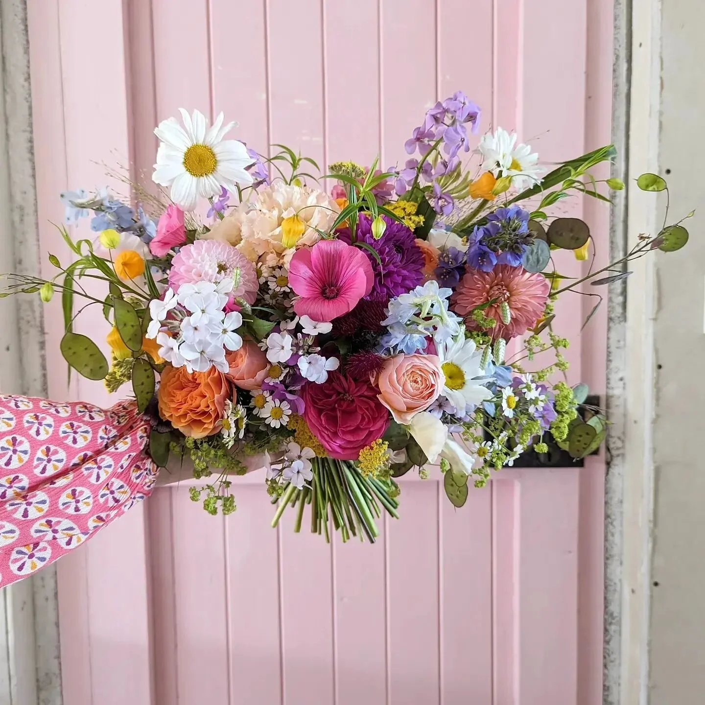 Hannah and Elysia

What a perfect day... Thank you for asking me to create your wedding flowers, it was an absolute joy to work with you both and to bring your floral dreams to life.

Suppliers

@northofscotlandmarquees 
@neilthomasdouglas 
@hurbyhjm