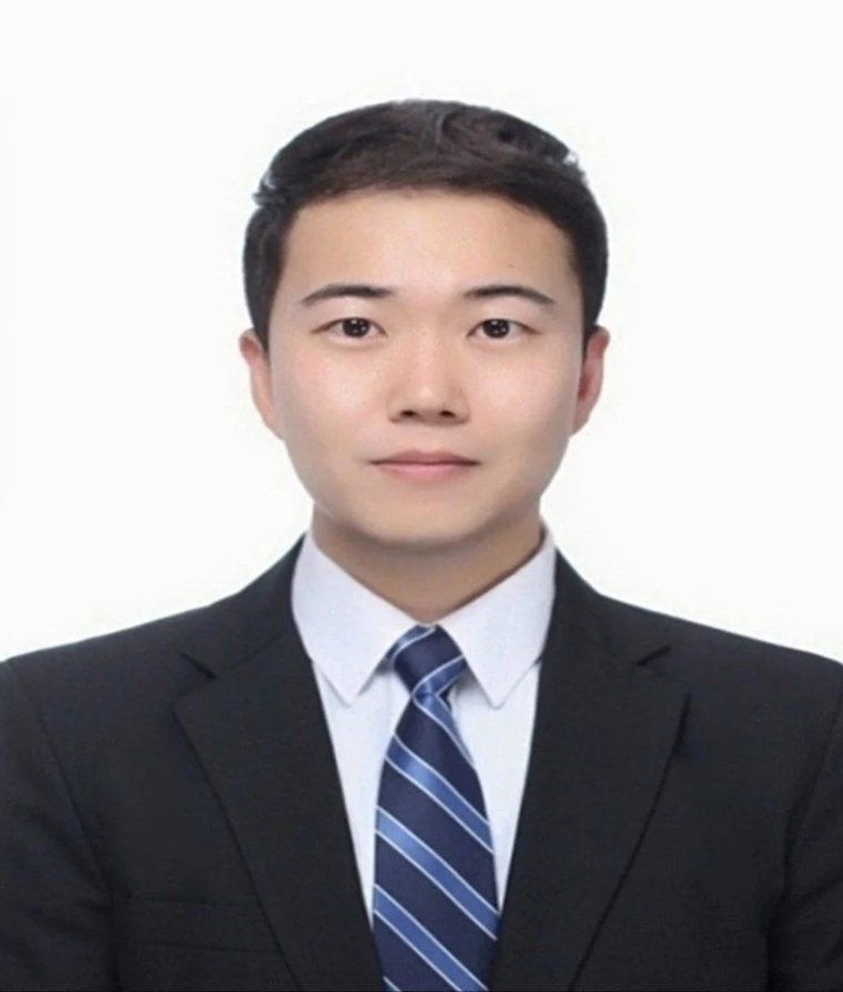 Kwang Woo "Andy" Kim