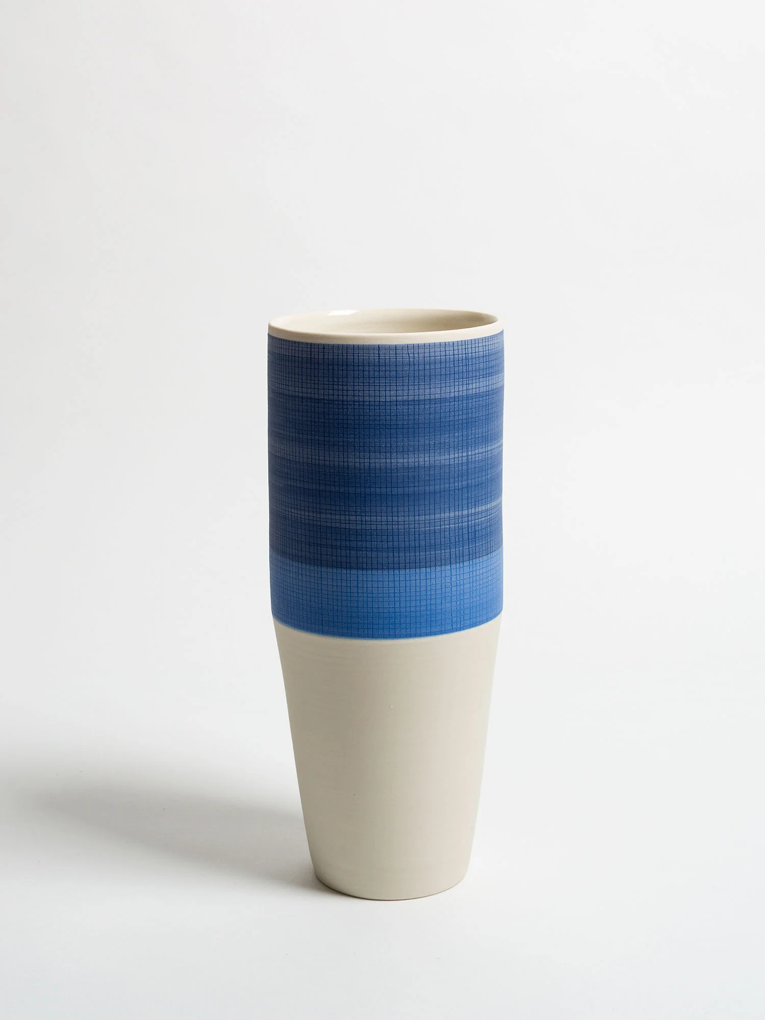 Blue Line Vase Porzellan - Gilberto Paim - Brasilien
