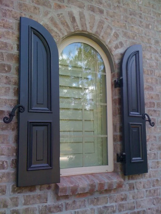 Raised Panel with applied molding