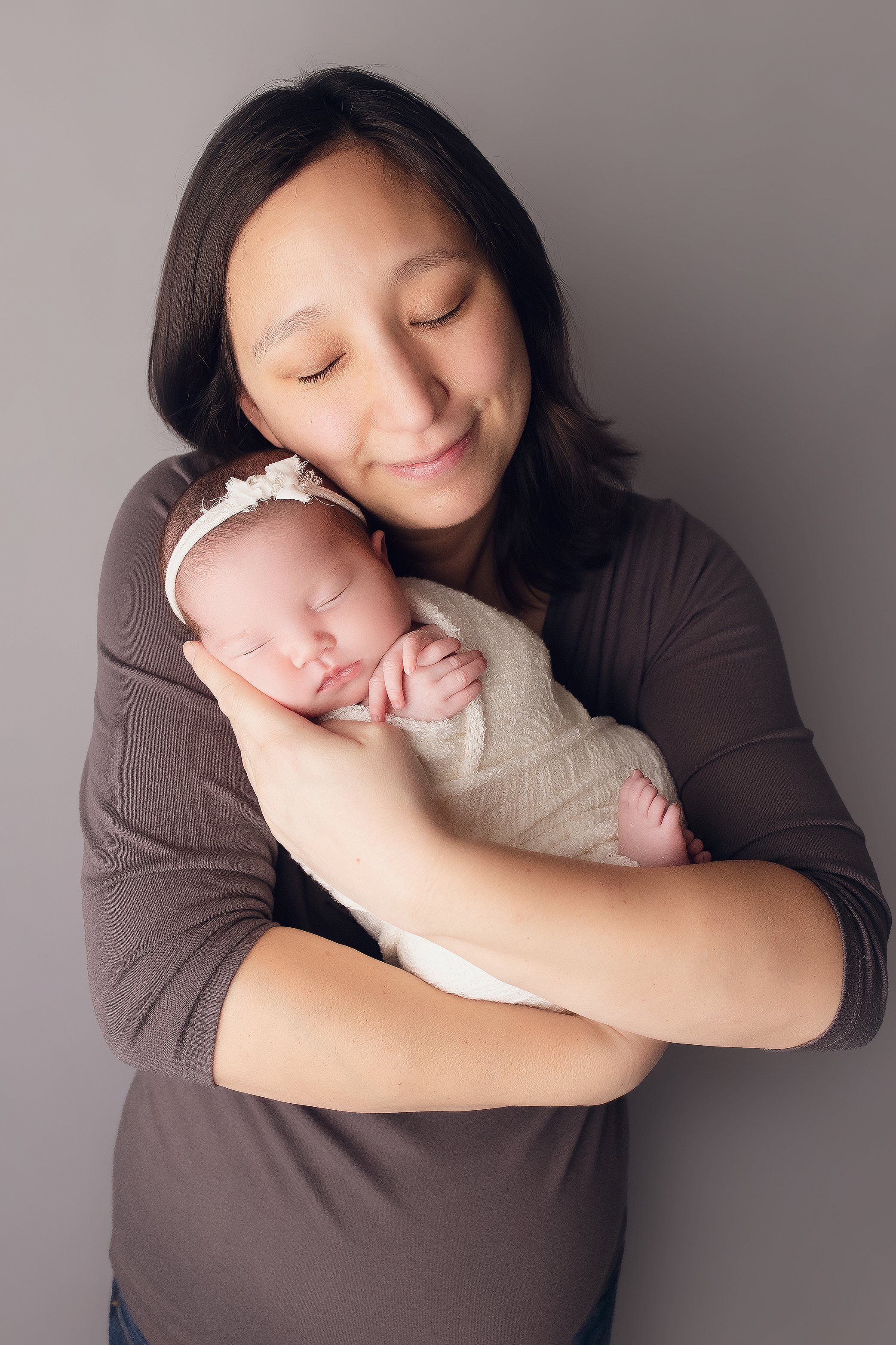 Newborn Poses with Parents Newborn Photographer, Seattle — Ashley