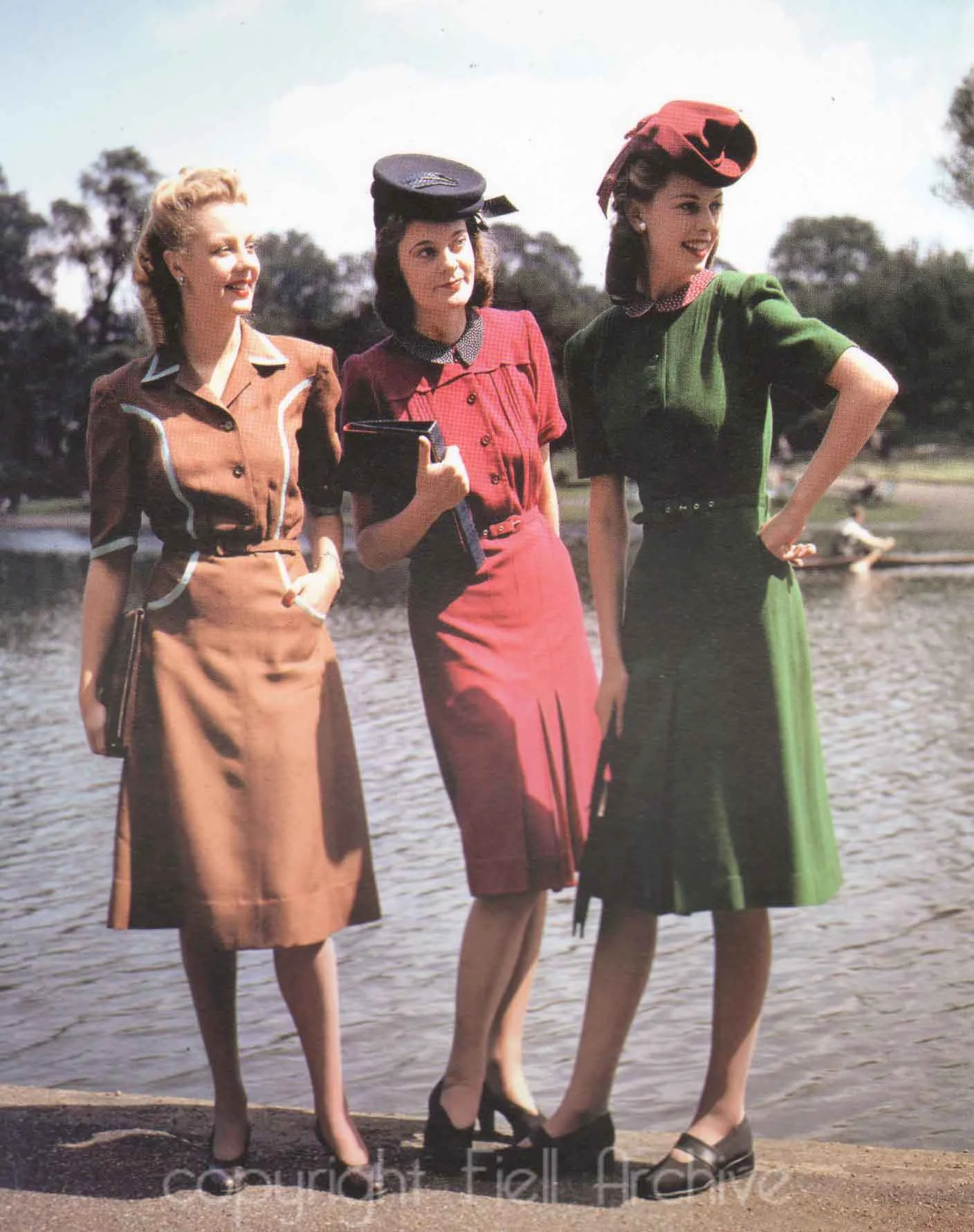 1940s-Utility-Fashion-Norman-Hartnell-Designer.jpg