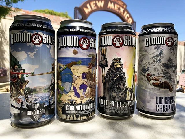 Sunday funday with new @clownshoesbeer. Don't miss out!

#cheers 
#cheers #itsallgoodep #craftbeer #epcraftbeer #elpasocraftbeer #drinkmorecraftbeer #drinkcraftbeer #beersofinstagram #beerpic #clownshoes #sundayfunday #sunday #sundaybeer
