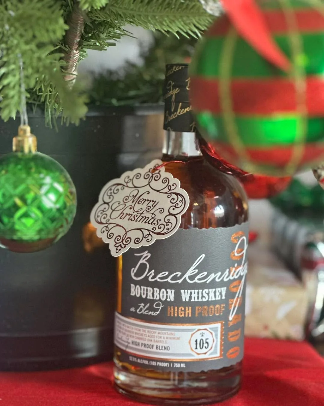 High proof, holiday approved. Breckenridge Bourbon&rsquo;s under the tree and on our wish list. 🎄🥃
#BreckenridgeBourbon #ChristmasPour #WhiskeySeason