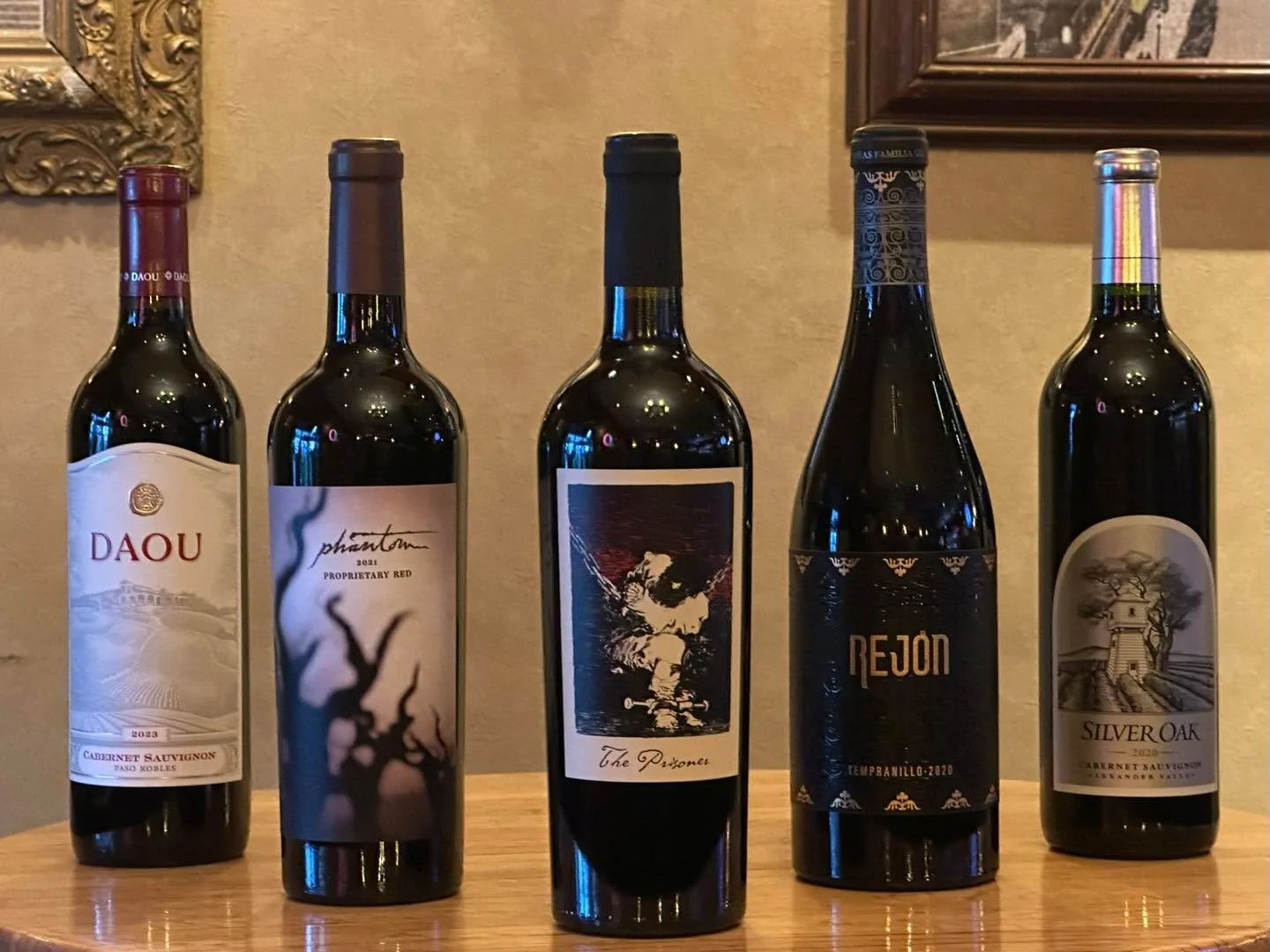 Celebrating Drink Wine Day with a lineup worth savoring&mdash;pour, sip, repeat.
#DrinkWineDay #WineLovers #CheersToGoodTaste