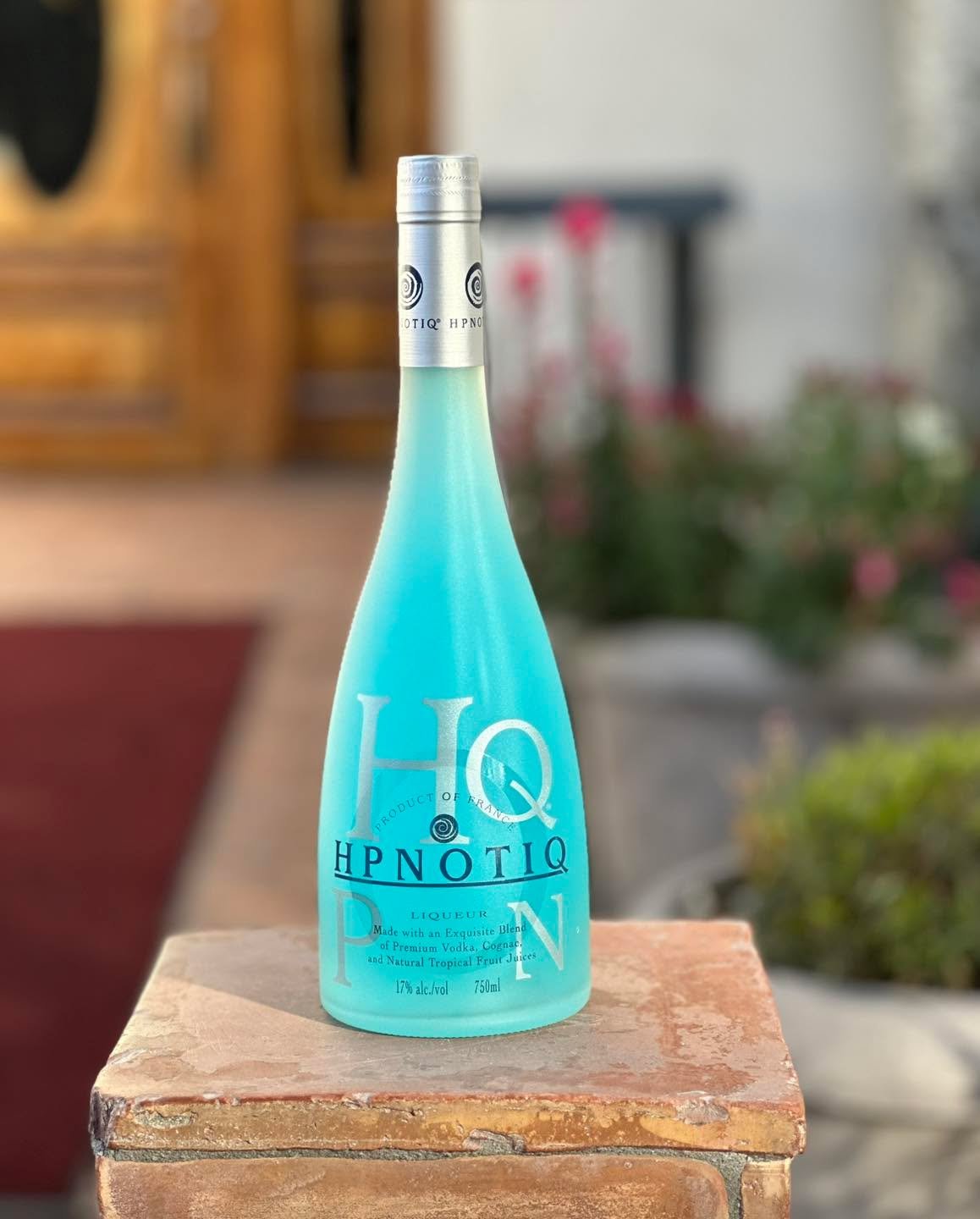 A pop of blue that turns any day into a vibe. Hpnotiq is basically sunshine in a bottle&mdash;sweet, smooth, and ready to steal the spotlight.

#Hpnotiq
#TropicalTwist
#SipTheVibe