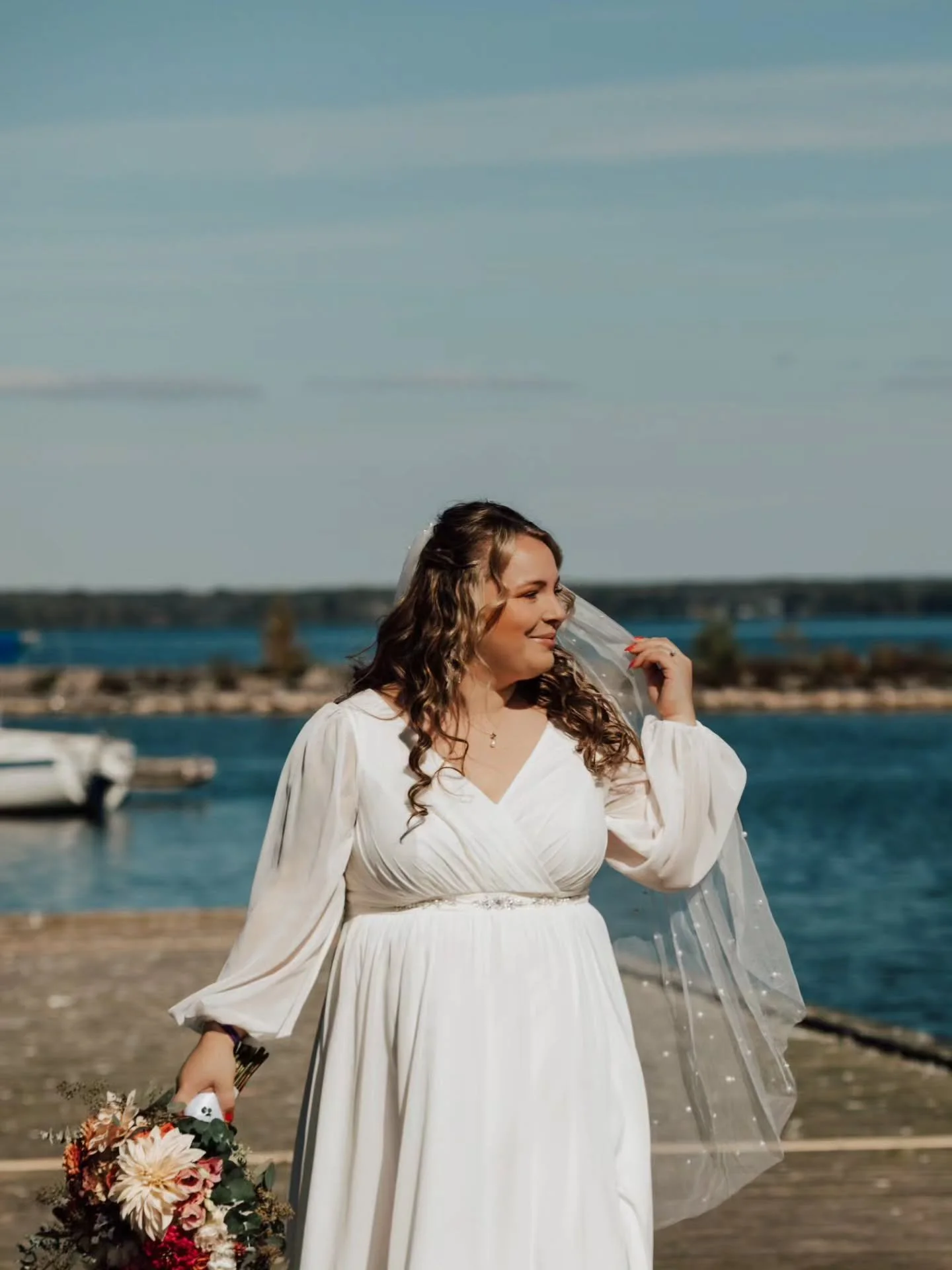 There&rsquo;s something so special about slowing down for bridal portraits. 🤍

In the middle of a busy wedding day, I always make it a priority to give my brides a little space to breathe, have fun, and actually feel beautiful. The best photos don&r