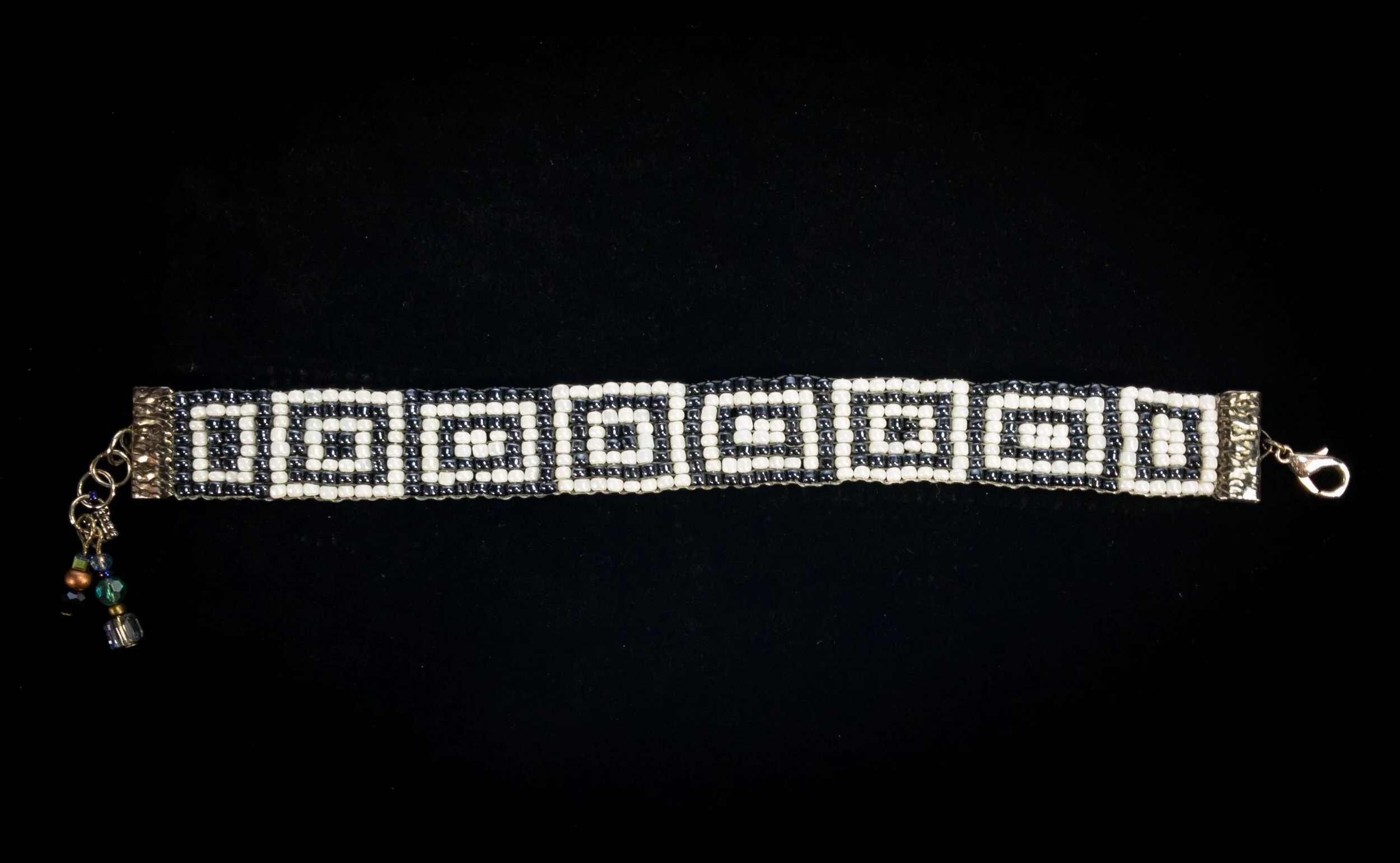 22489796-8E5D-4D80-BC41-9CCFB7738933