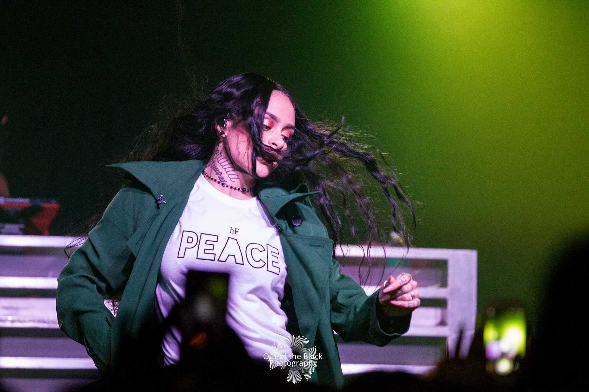 kehlani peace.jpg
