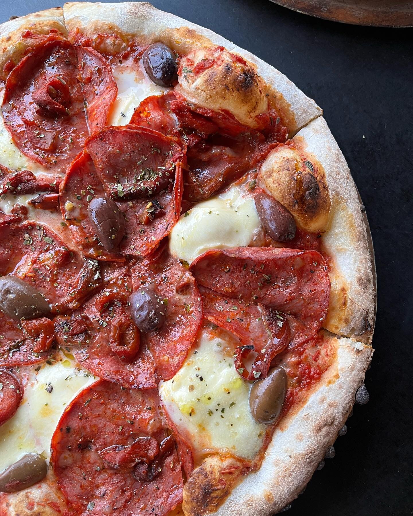 Need an idea for dinner? Why not takeaway our wood-fired pizza&rsquo;s 🍕