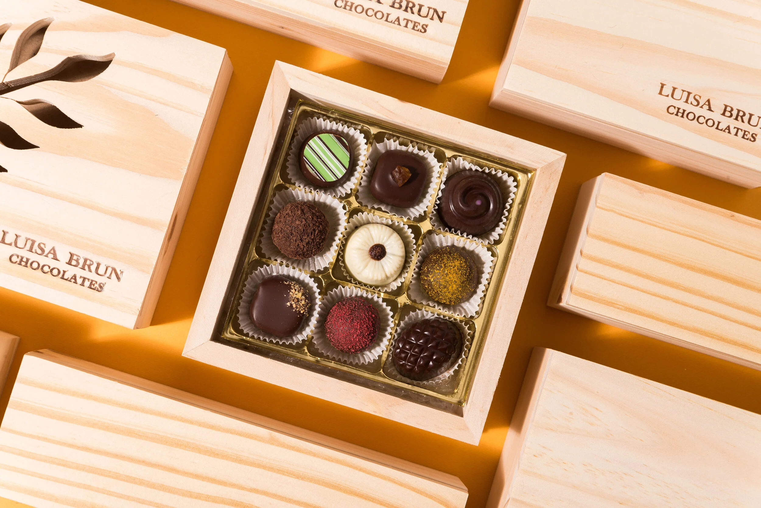 Caja de Pino x 9 Chocolates