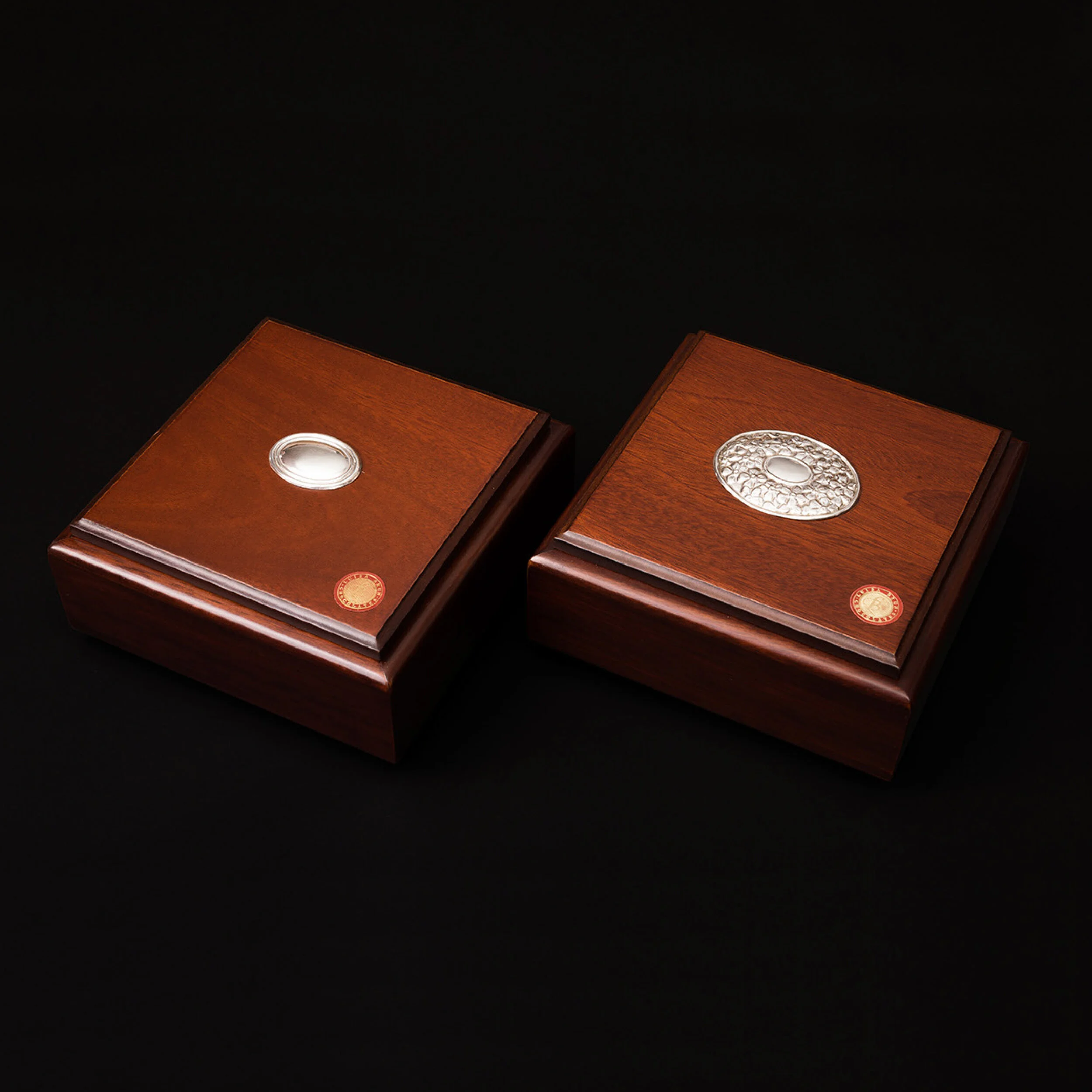 X18CHOCOLATES-COFRE-01-01.jpg