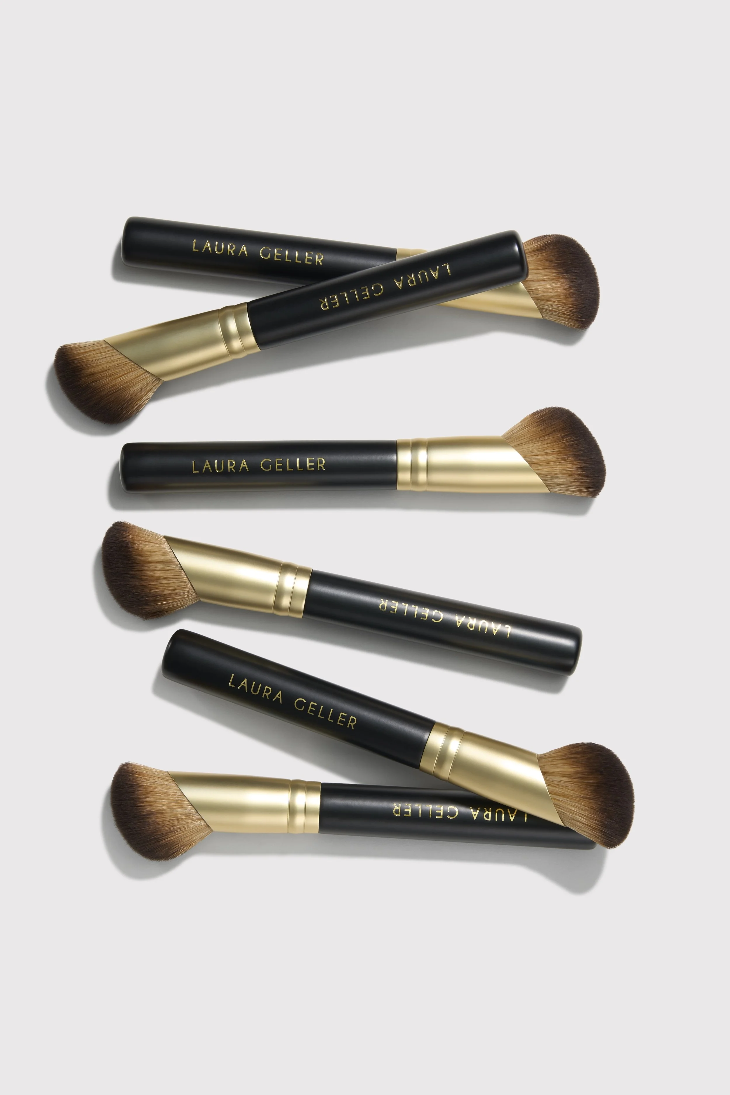 LG_Sculpting Brush_Lifestyle2_RT.jpeg