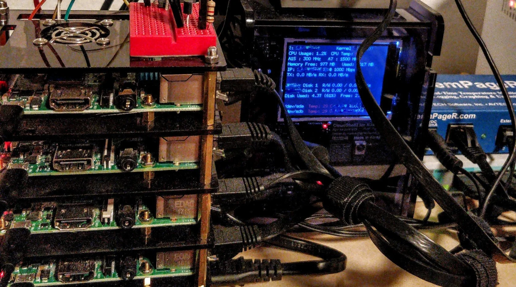 Using LEDs to Indicate Ubuntu Updates