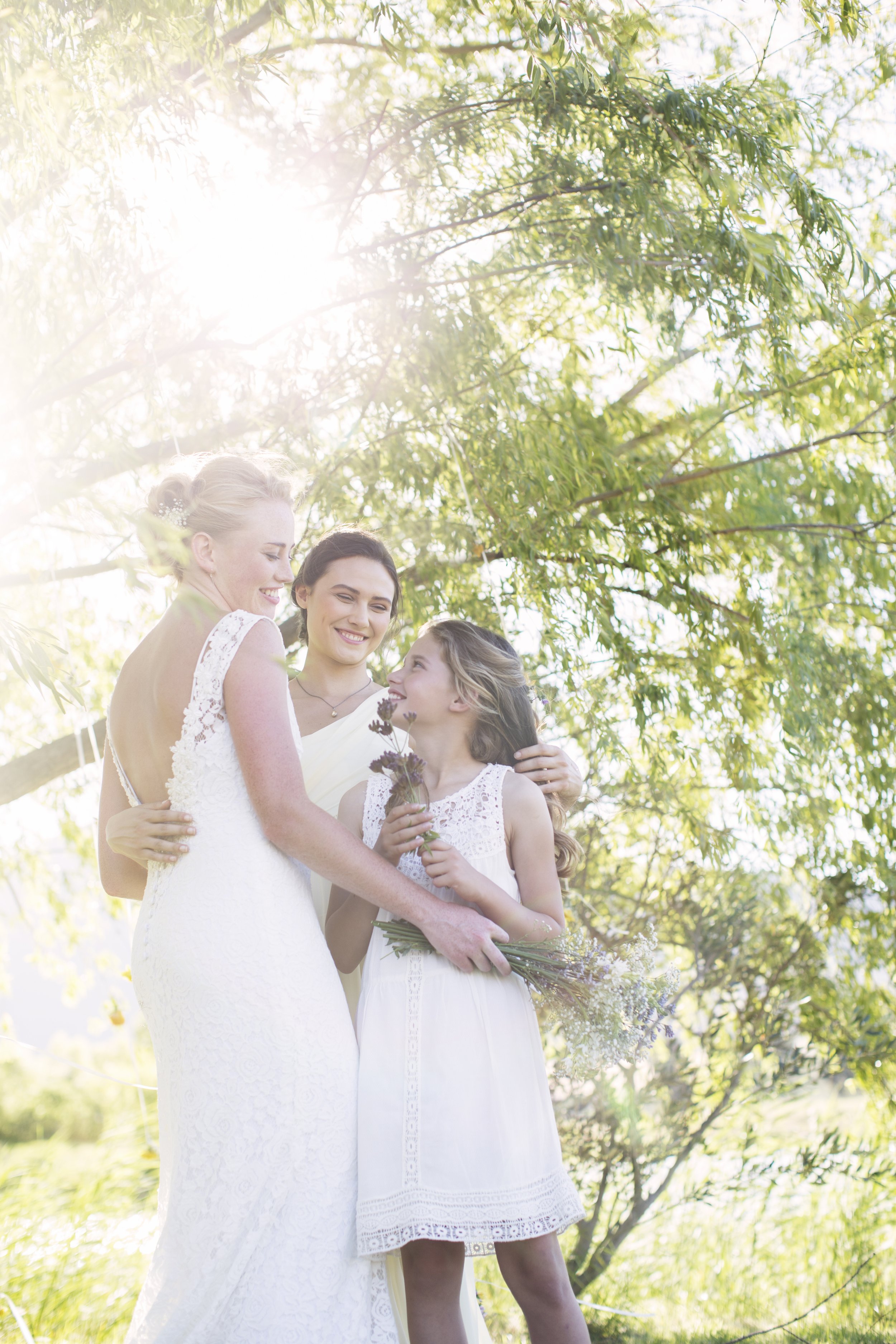 Hyatt-Wedding-P013-Bride-and-Bridesmaids.jpg