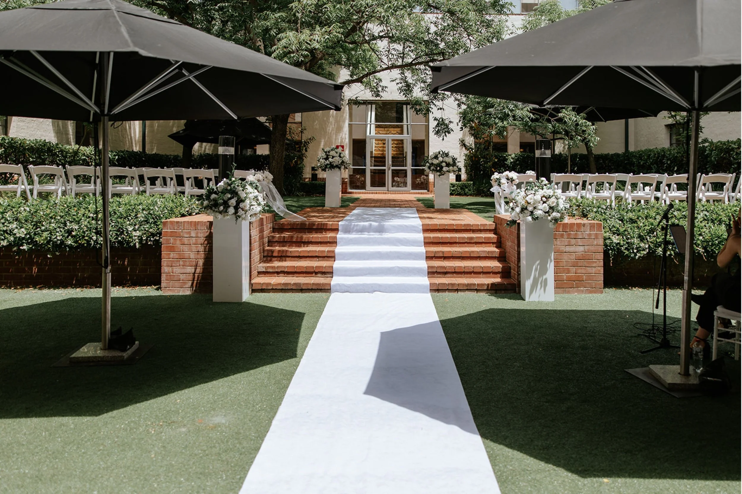 Uploaded_Wedding Set Up_Ambassador Courtyard1.jpg