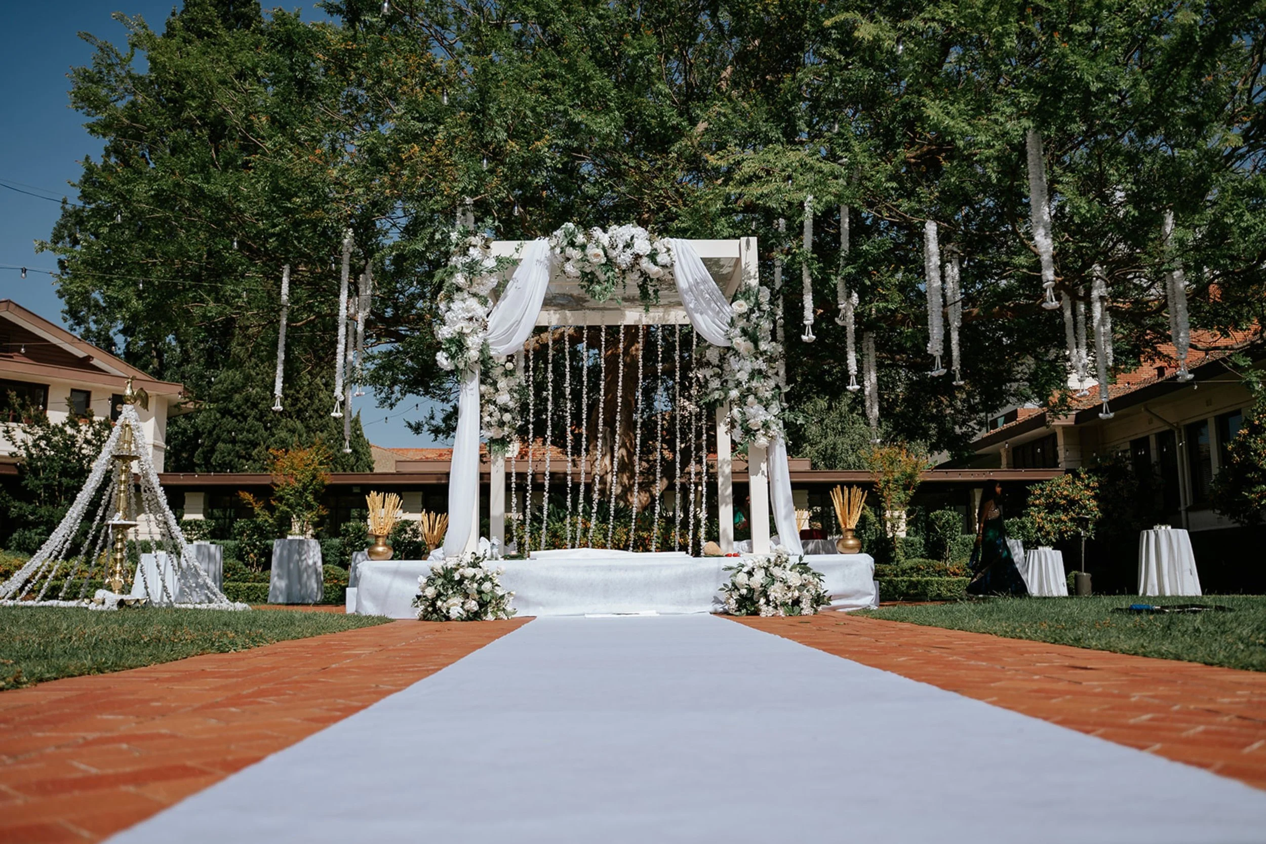 Upload_Wedding Set Up_Courtyard.jpg