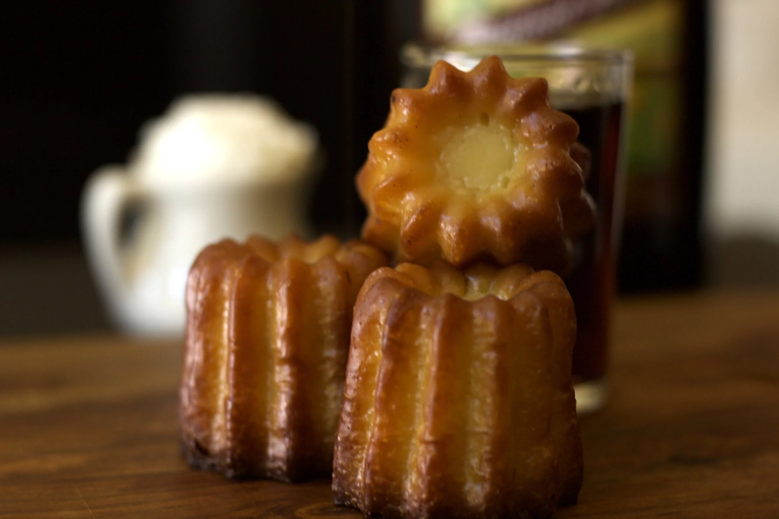 Cannelé de Bordeaux by Chef Alex (6 Count Box)