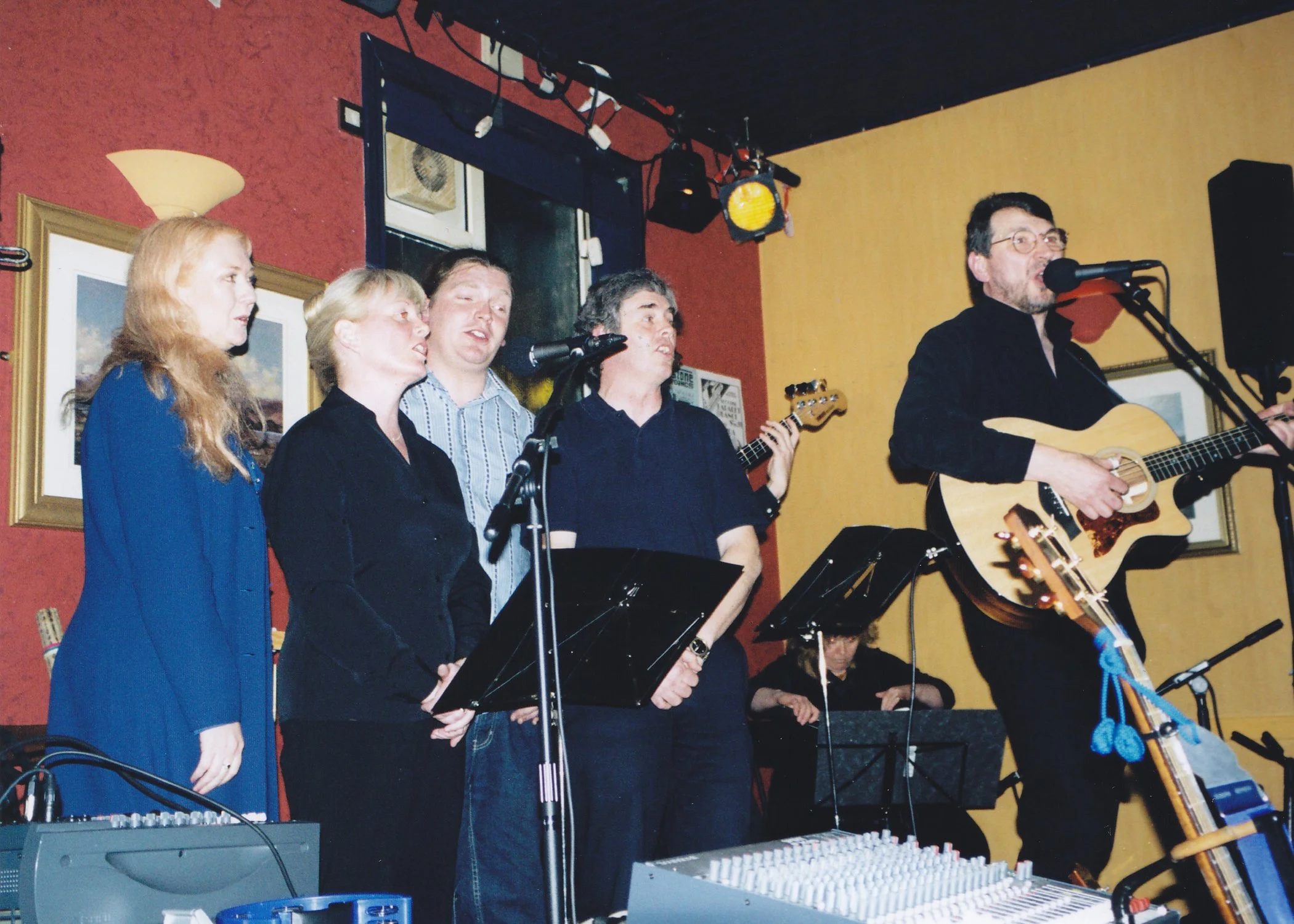 2003_1121 Path Tavern.jpg