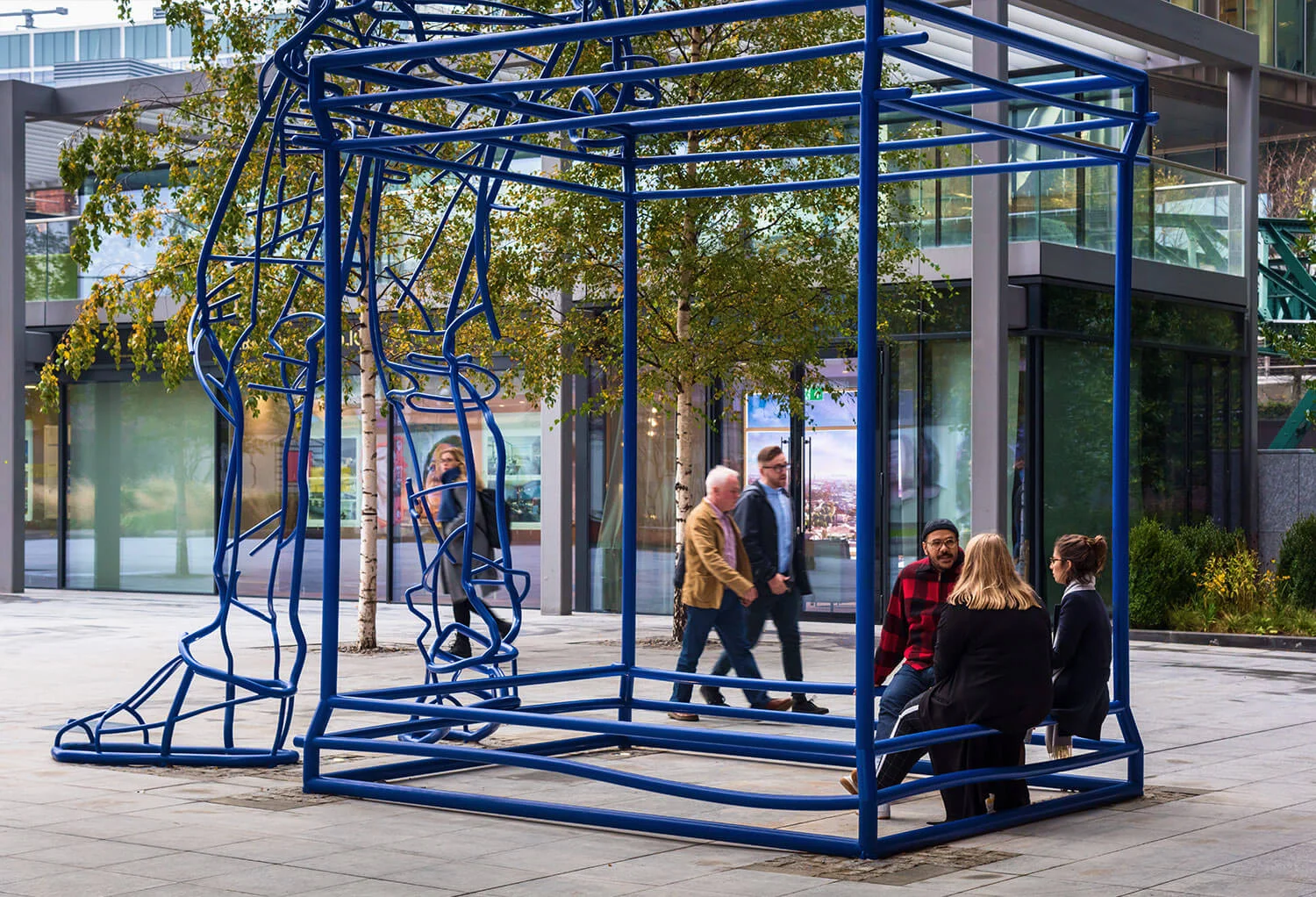 In_Anticipation_public_art_hero_sculpture_public_art_shoreditch_london_acrylicize_james_burke_artist_design_acrylicize18.jpg