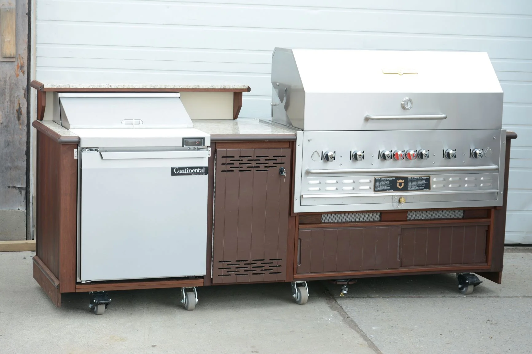 1014-27T48V - Vert Ipe - Front (1732 x 1154).JPG