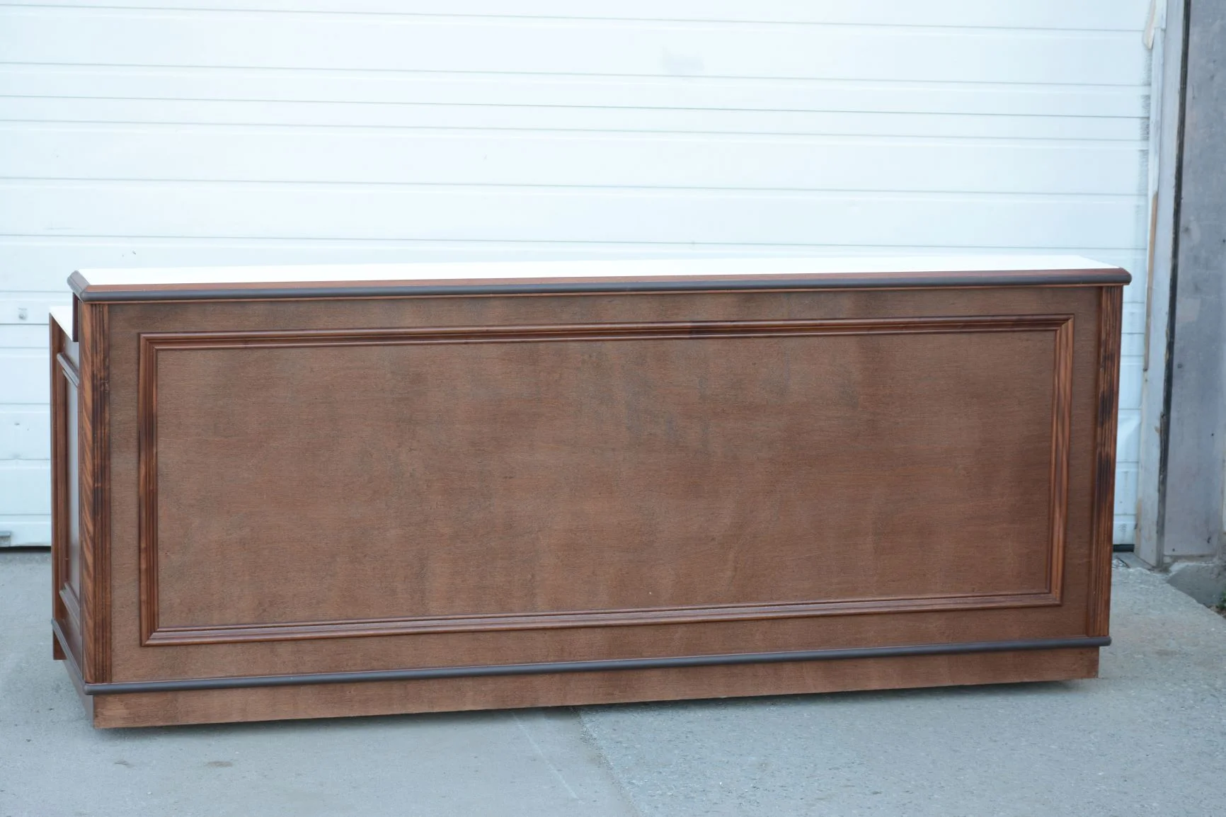 805-24JD24J - Interior - Birch - - Classic Moulding - Back  (1732 x 1154).JPG