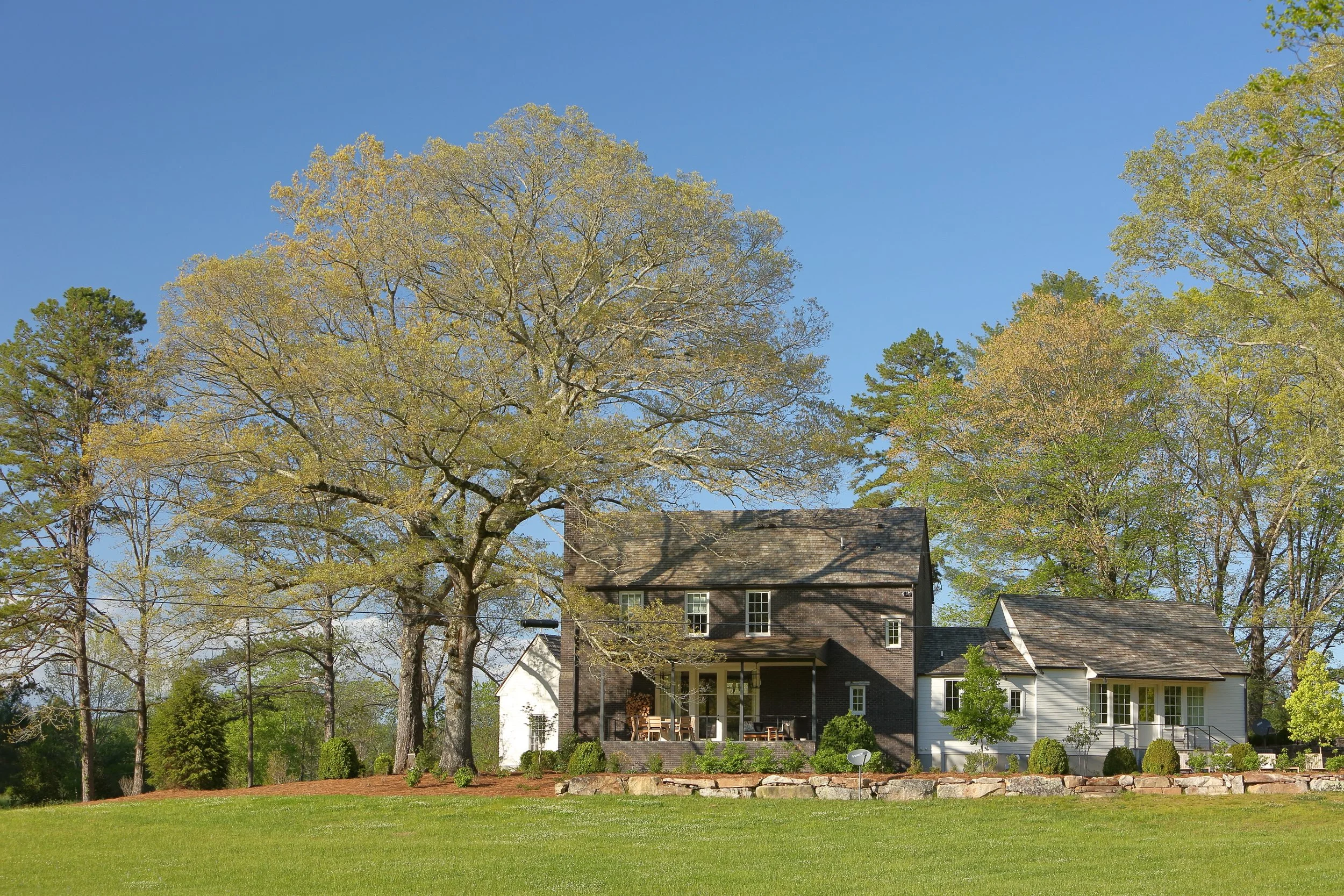Custom Rural Retreat — Lew Oliver Inc