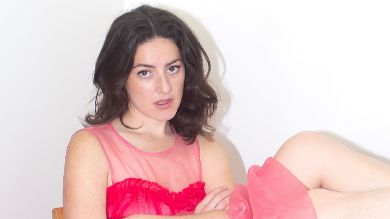 TAMSYN KELLY: HOT TITTY BUNGALOW