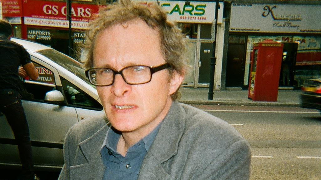 SIMON MUNNERY: ON TOUR