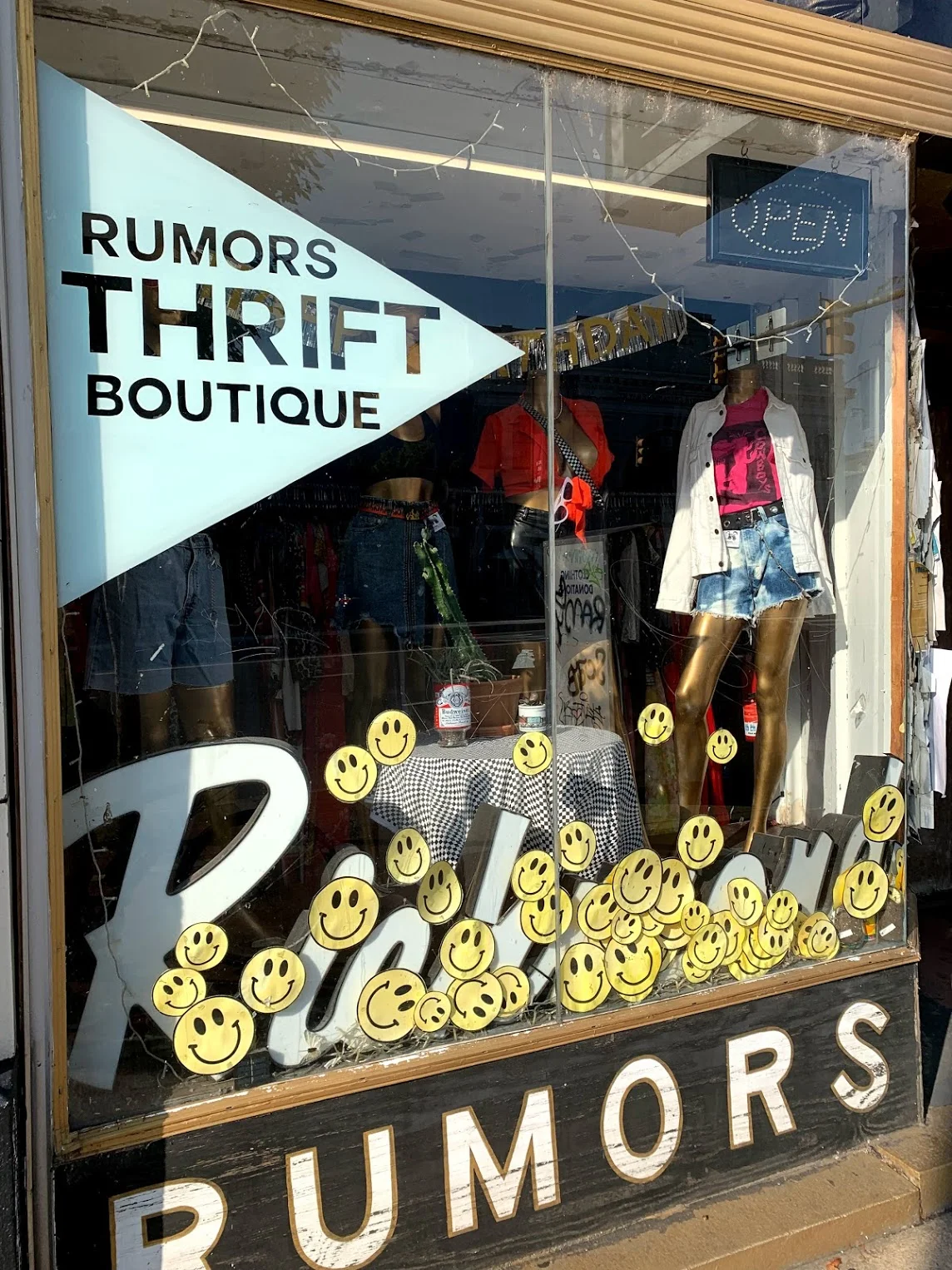 Rumors is a consignment shop located near VCU’s campus.