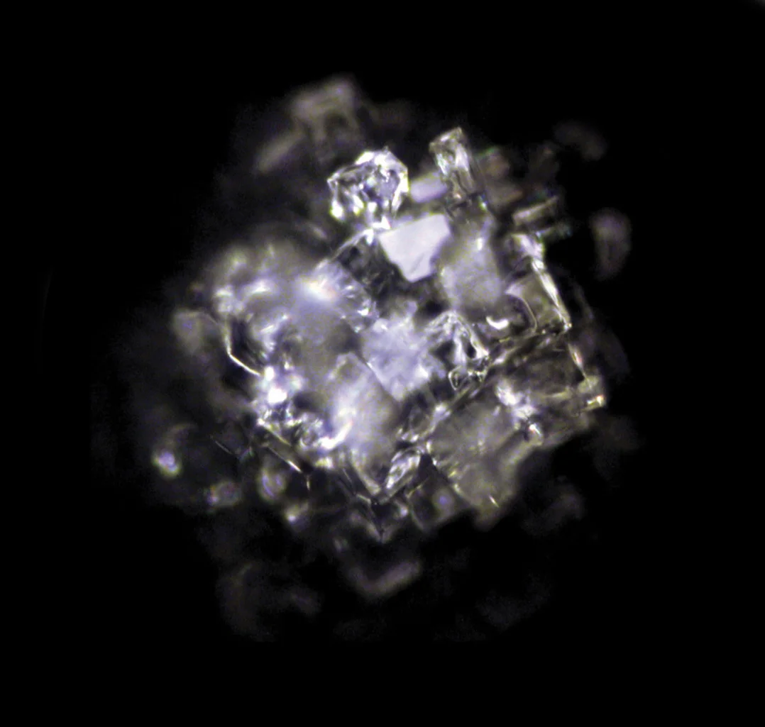 Unstructured-Water-Crystal.jpg