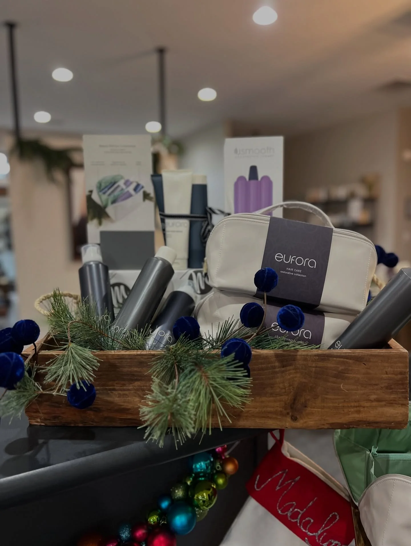 Gift sets ready for a spot under your tree ✨🎄