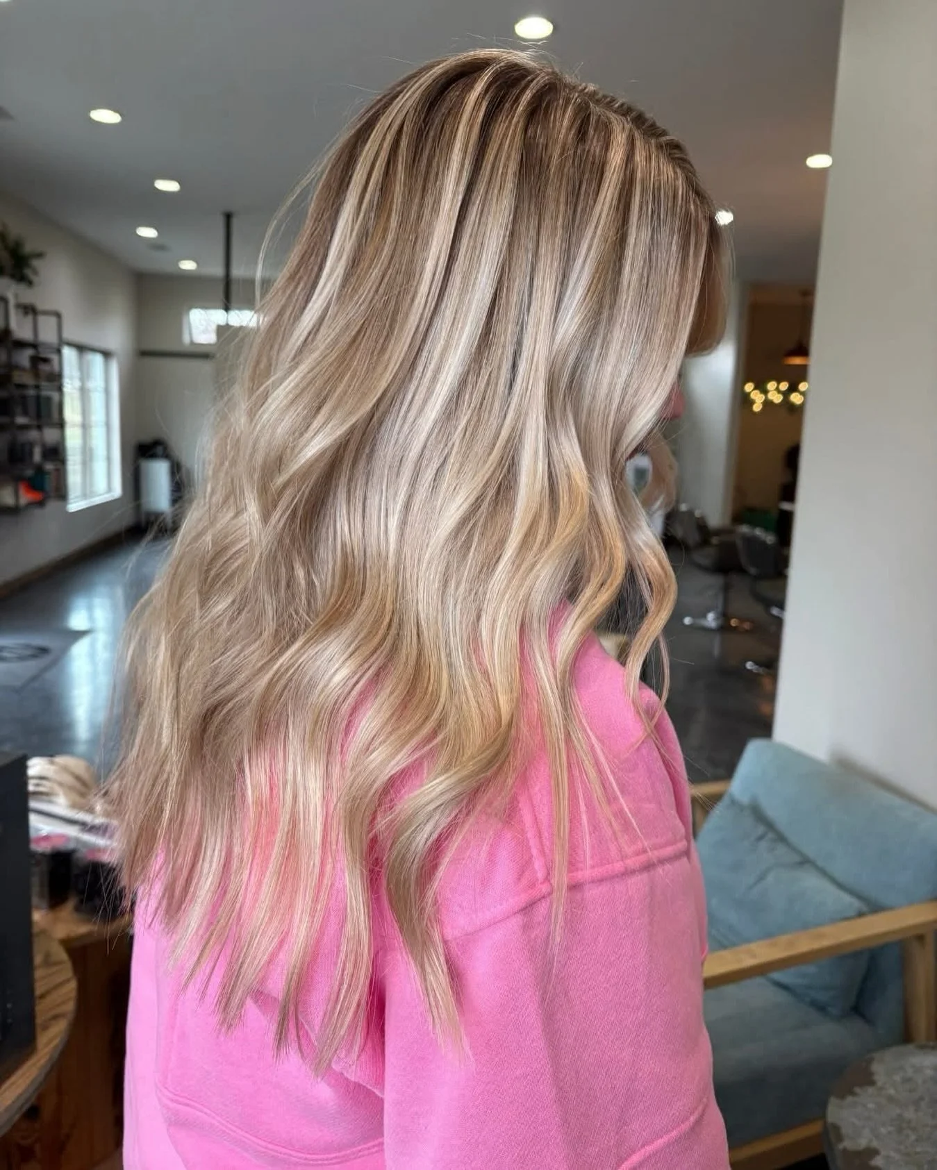 The secret to a beautiful blonde? Customized tones, seamless grow out, and added dimension...all paired with the right at home care to maintain the integrity of your hair. 🤍 

Looking for clean, organic hair care? Eufora is always our go to. Ask you