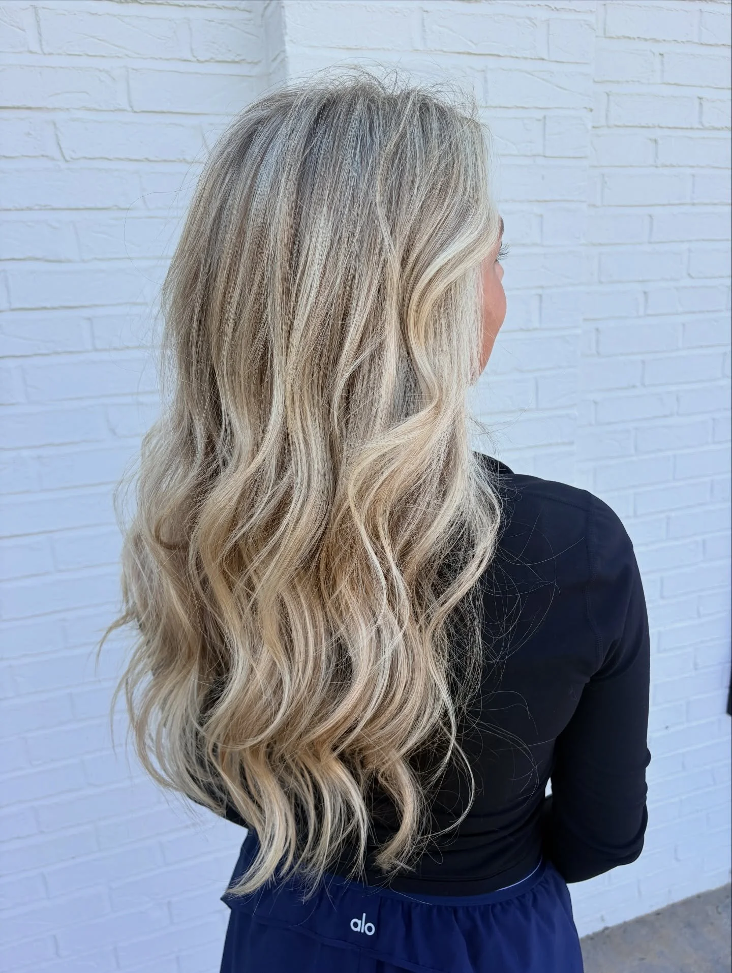 Bright, sunny days have us in full summer mode ☀️

Gorgeous blonde by Rachel! 

Whether you&rsquo;re ready for brighter highlights, a smooth Brazilian Blowout, fuller hair with extensions, or a fresh chop &hellip; this is your sign to do it! 

Let&rs