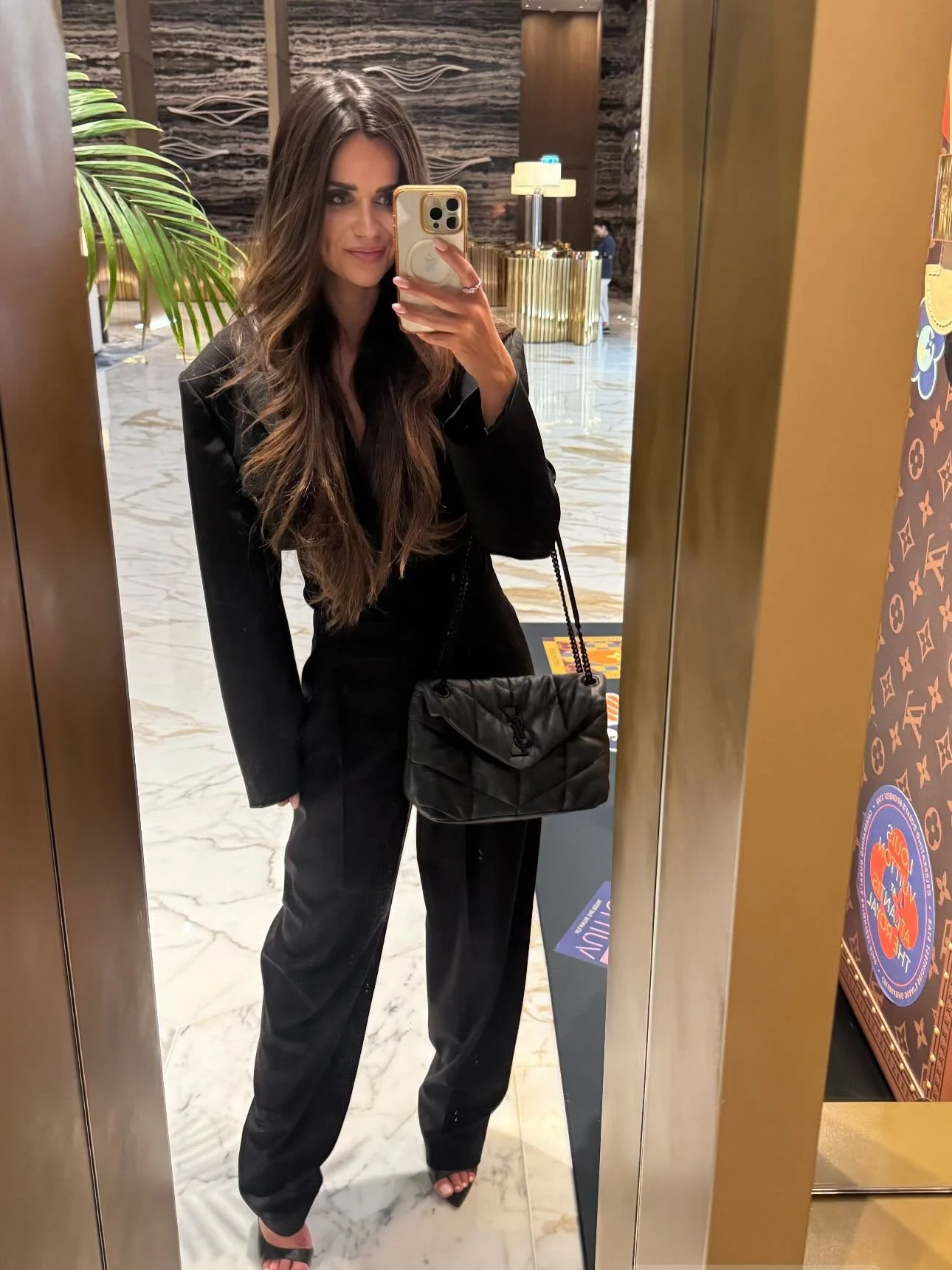 Dubai reminded me of something.

Fashion isn&rsquo;t just about how you look. It&rsquo;s about how you hold yourself together.

You can&rsquo;t control everything around you.
But you can control how you show up.

Most people wait until they &ldquo;fe