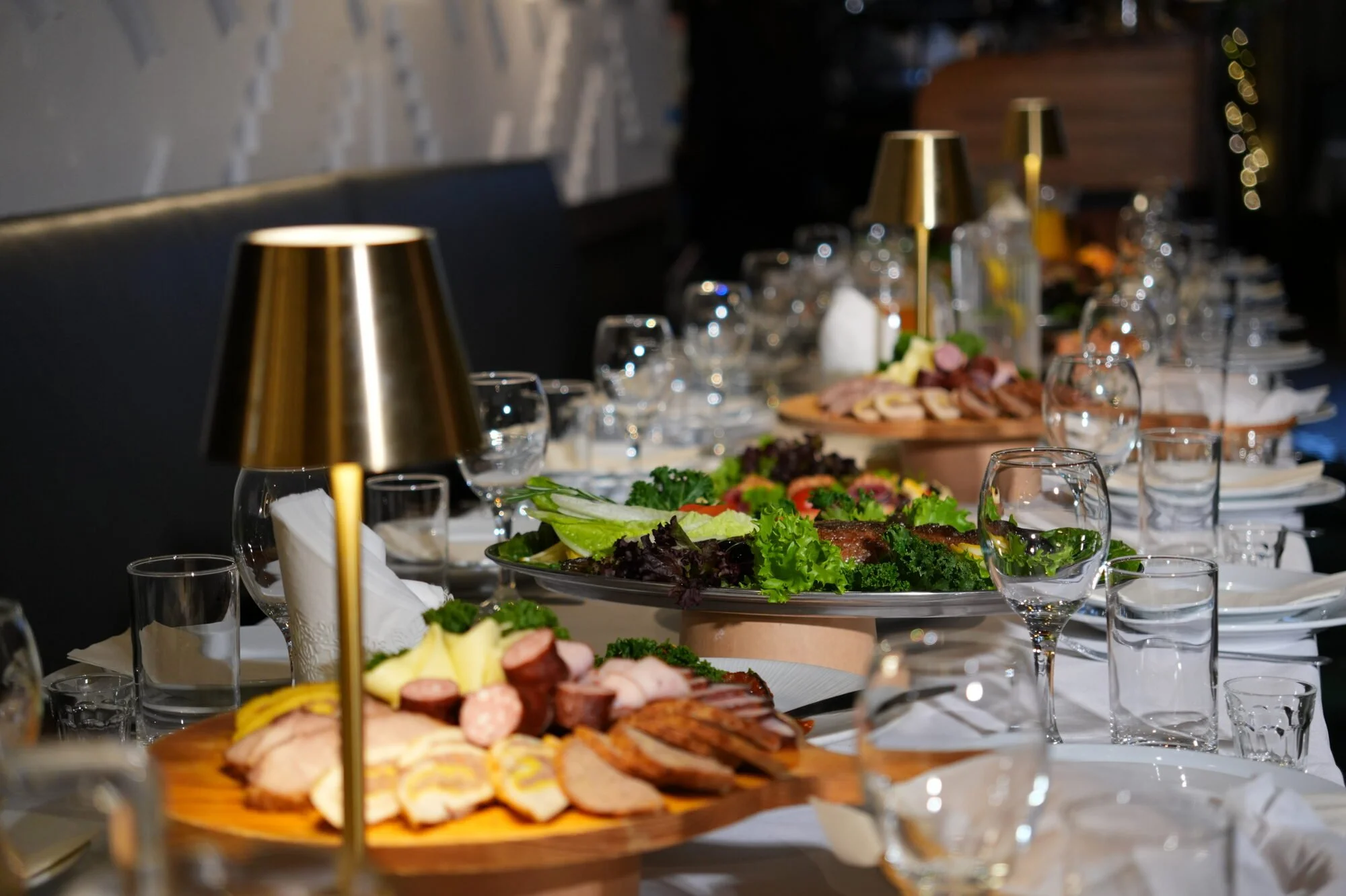 hero-banquet-table.jpg