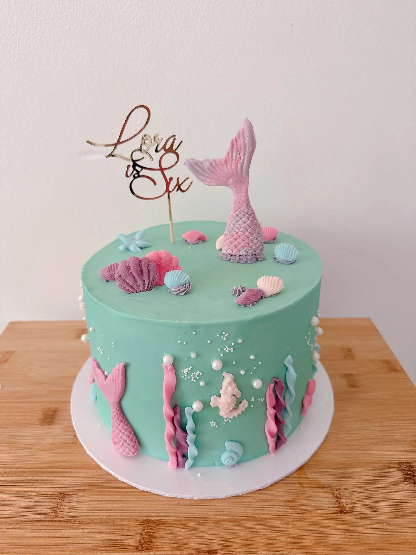 Under the sea/mermaid cake #mermaidcake #undertheseacake #birthdaycake #customcake #twickenhamcakes