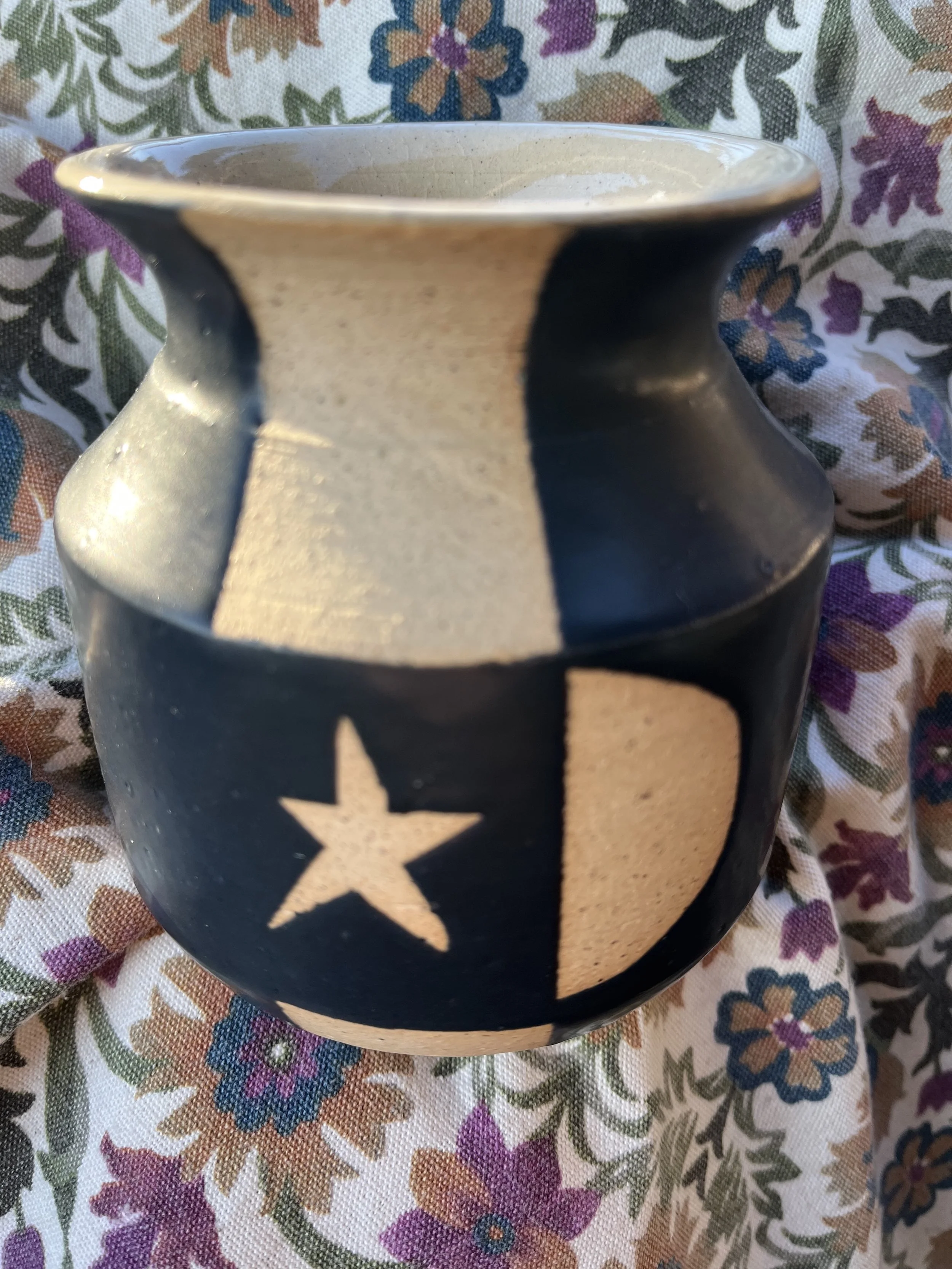 POTTERY BY GIGI JEPSON VASE.jpg