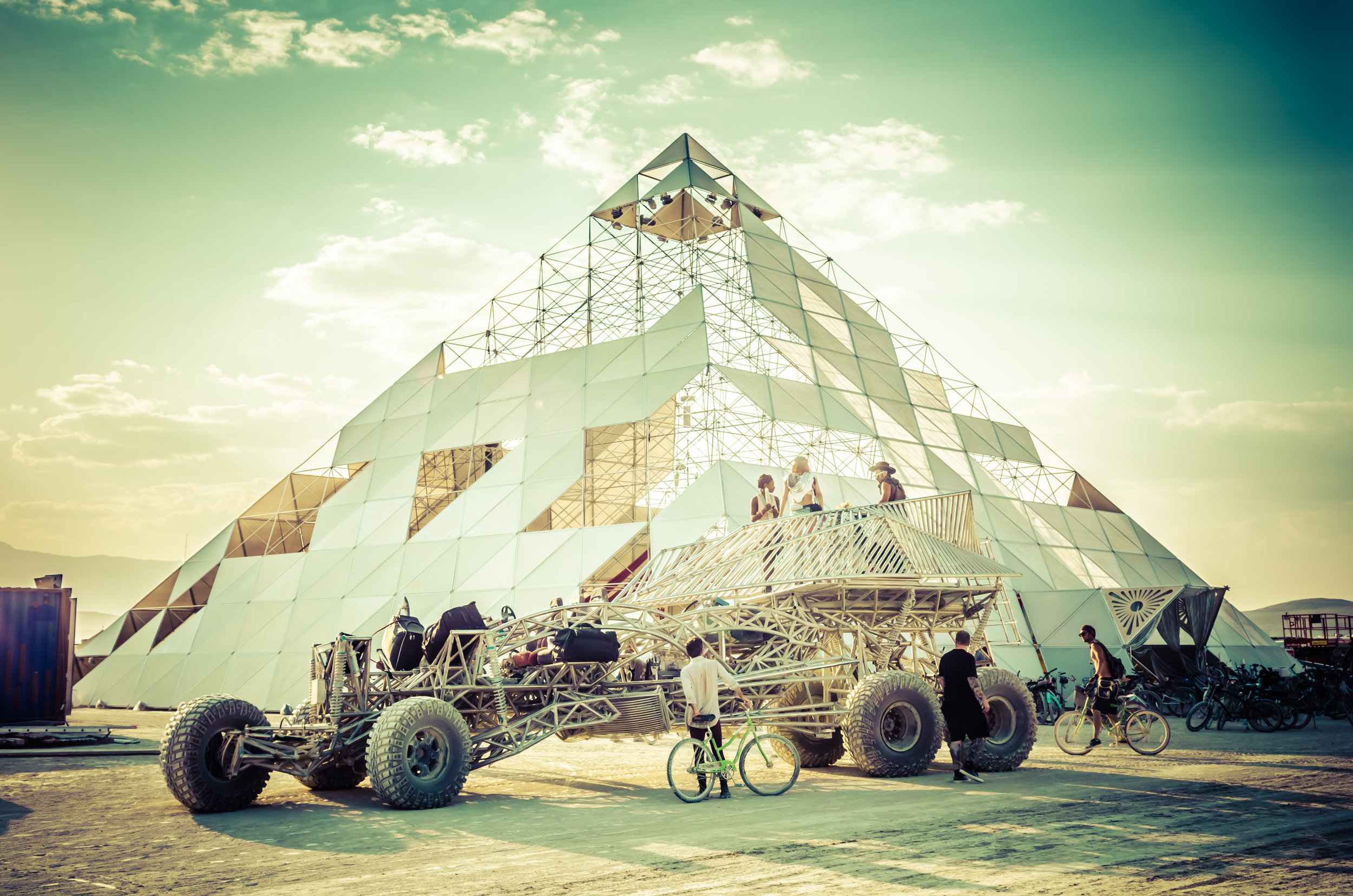 Burning Man 2018 - Playalchemy & Henry Chang's Mutant Vehicle