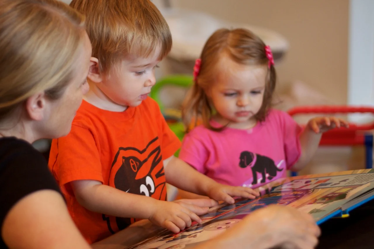Early Intervention for Toddlers: How to Include Siblings