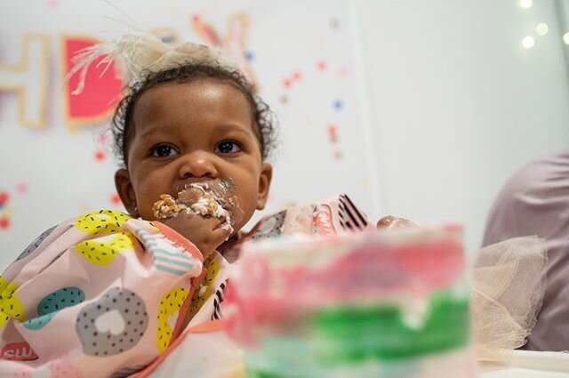 I wanna eat a whole cake by myself too! Happy 1st Birthday Isabel!
#jamiegiambrone #jamiegiambronephotography #1stbday #nestinghouse #firstbirthday #1stbirthday #happybirthday #cakesmash