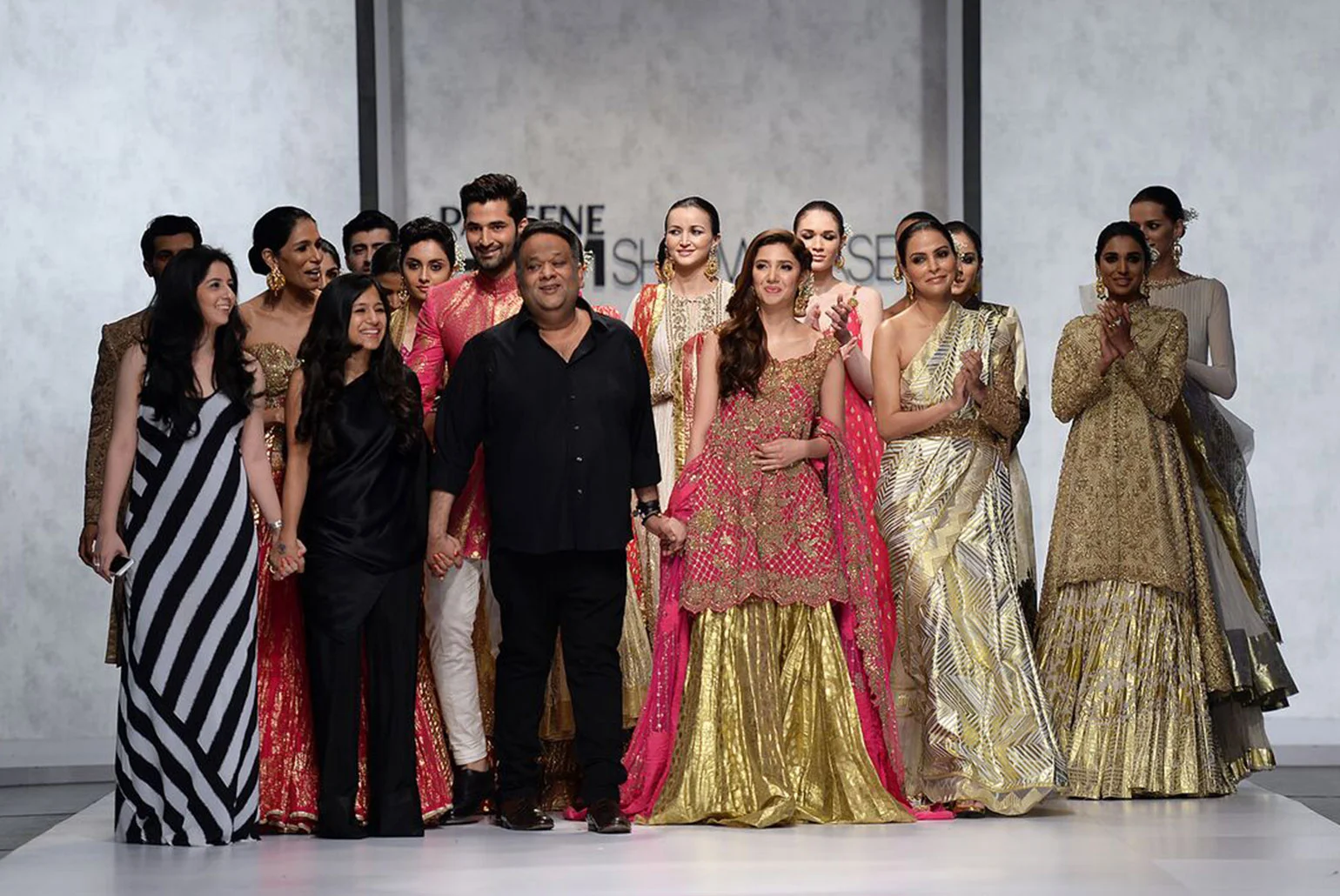 Umar-Sayeed-at-Hum-Showcase-2018.jpg
