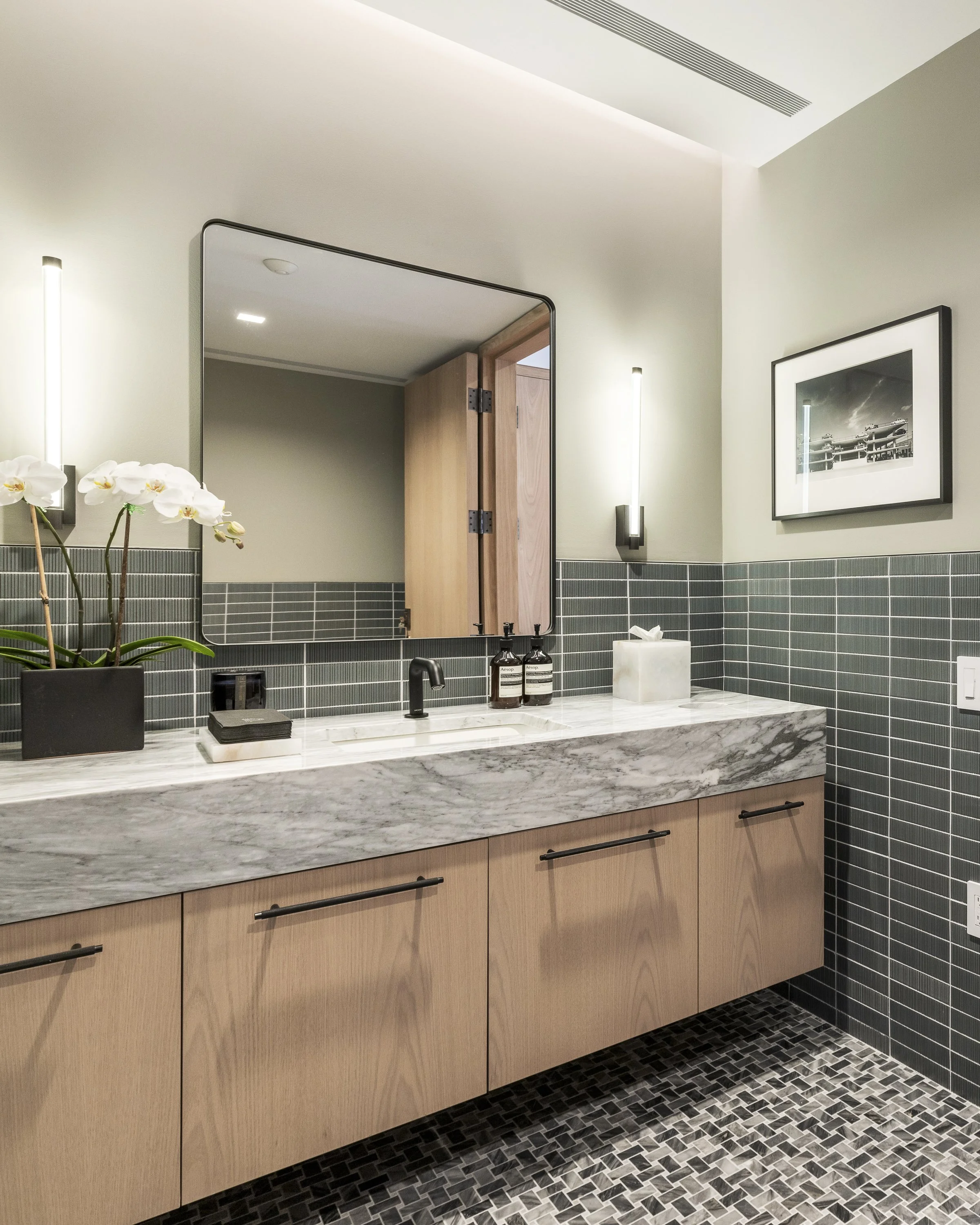 Pretium Partners, 2415 Main Street, Bridgehampton  verticals-21.jpg