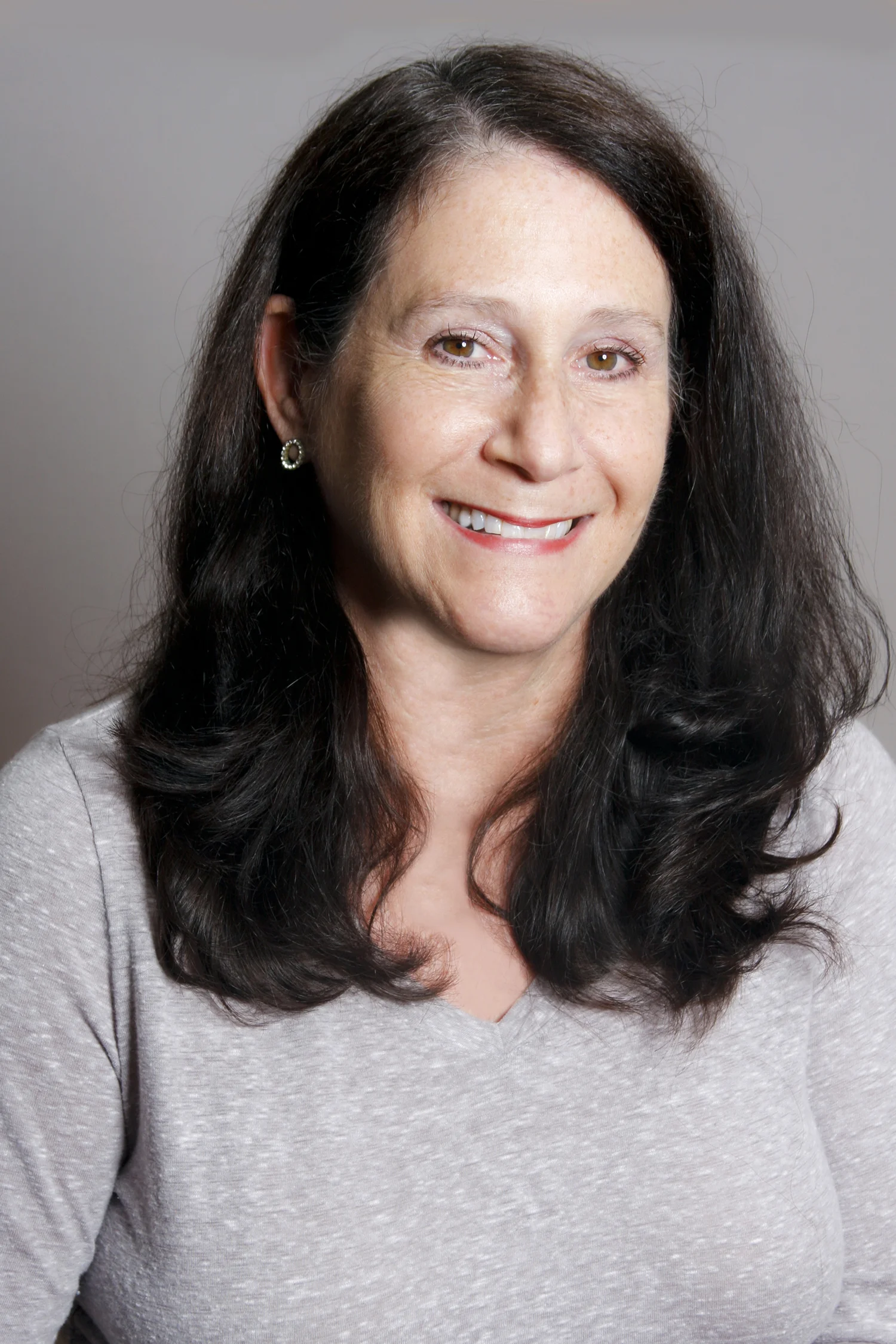Alison_PhotoPortrait_300dpi.jpg