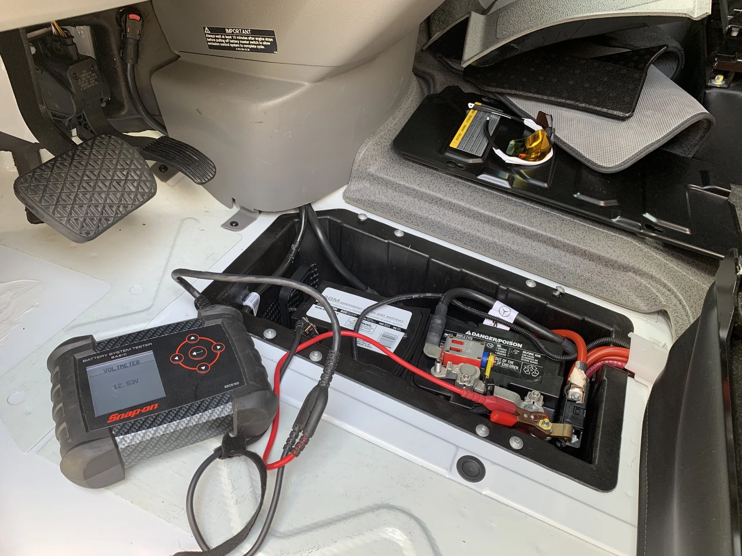 RV Battery Replacement Service